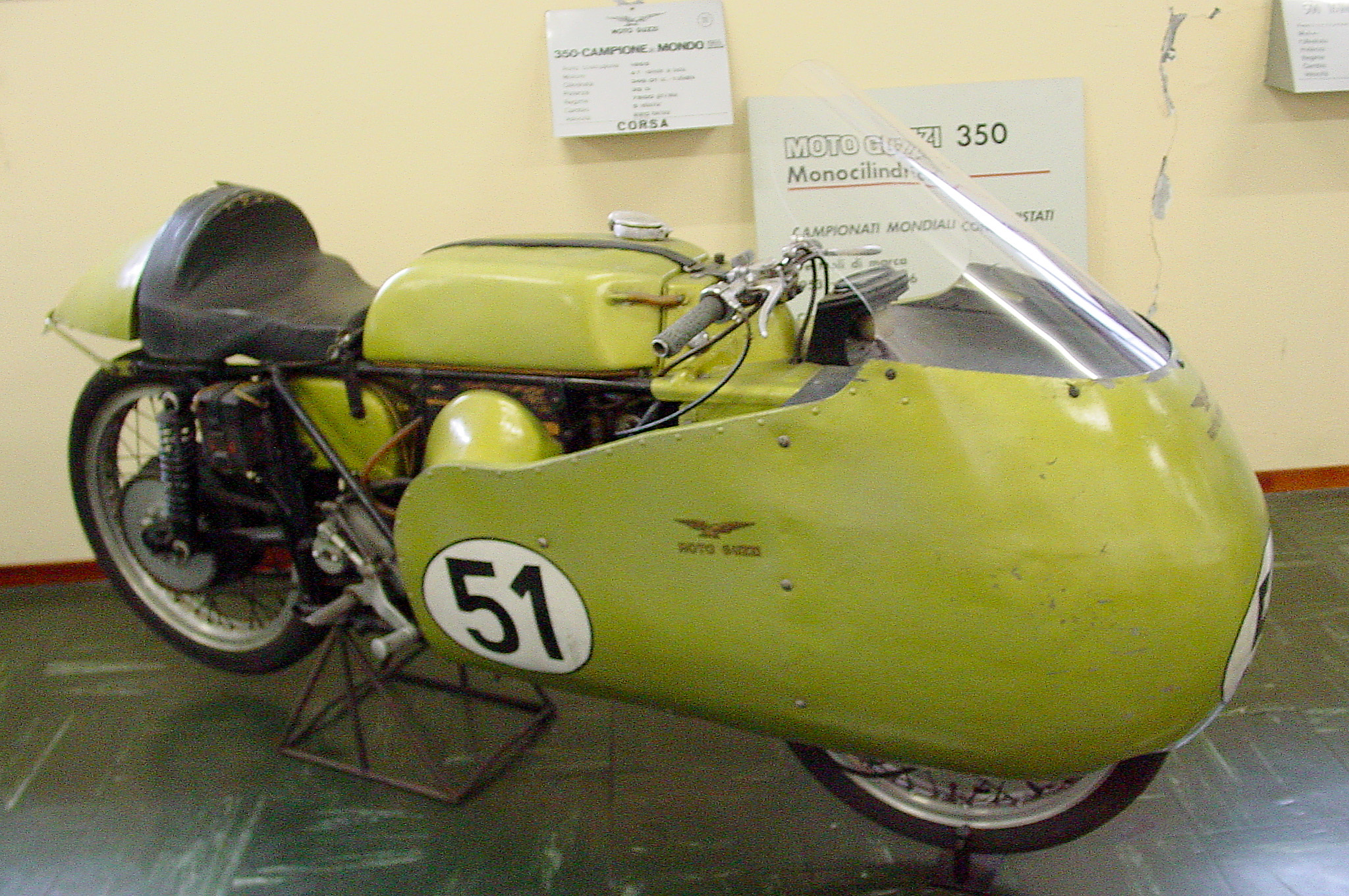350MonoChampionMonde55_01.jpg