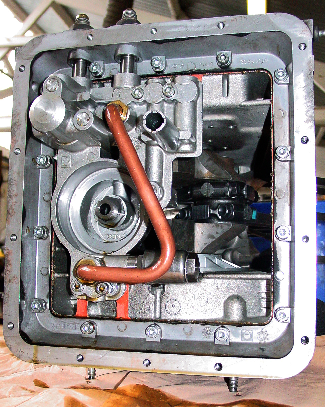 V11DessousMoteur01.jpg