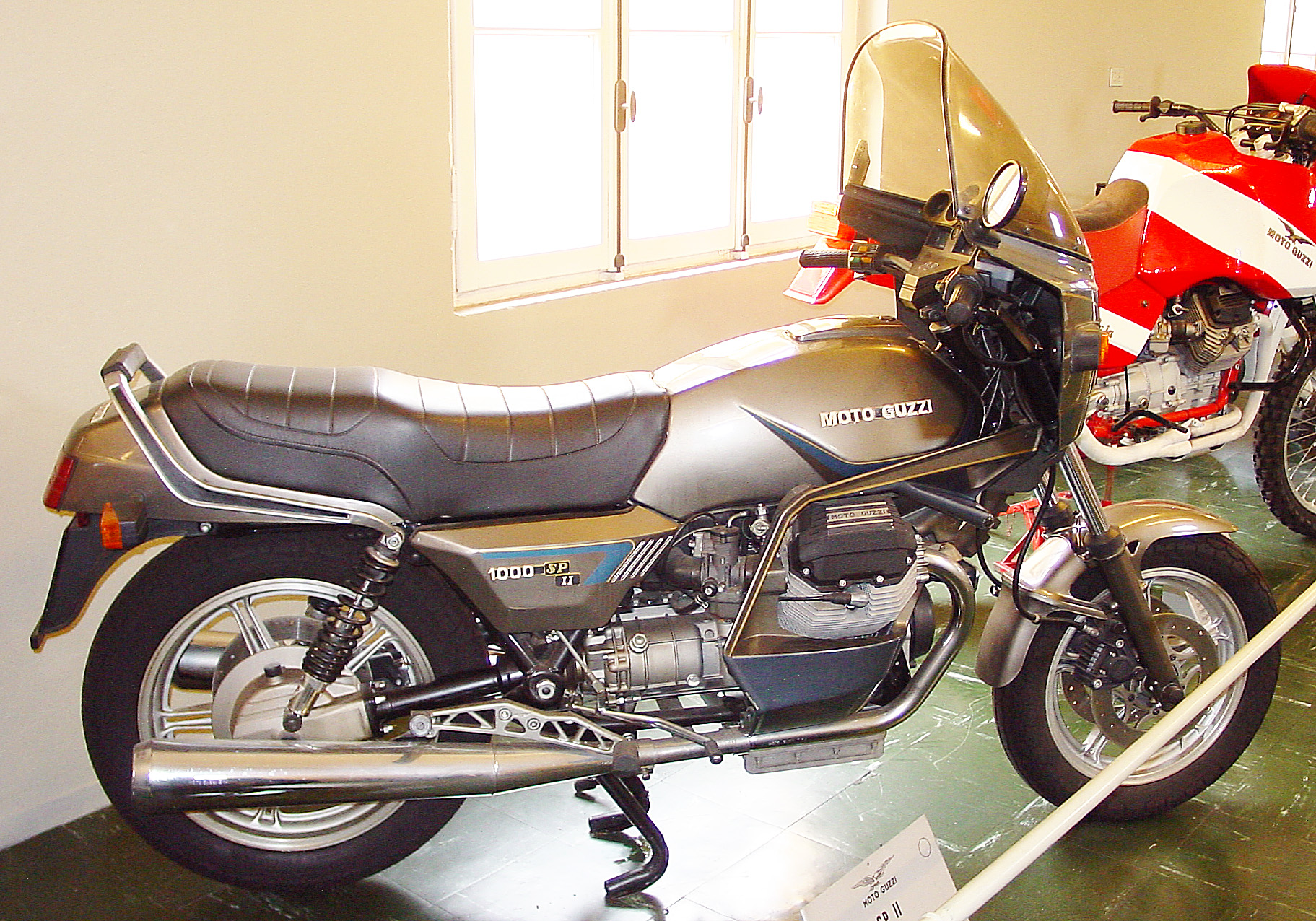 1000SP2_04.jpg