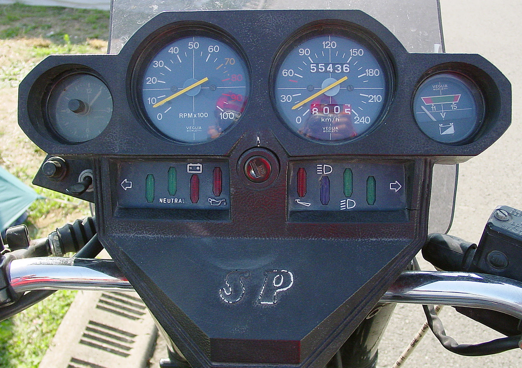 1000SP2_05.jpg