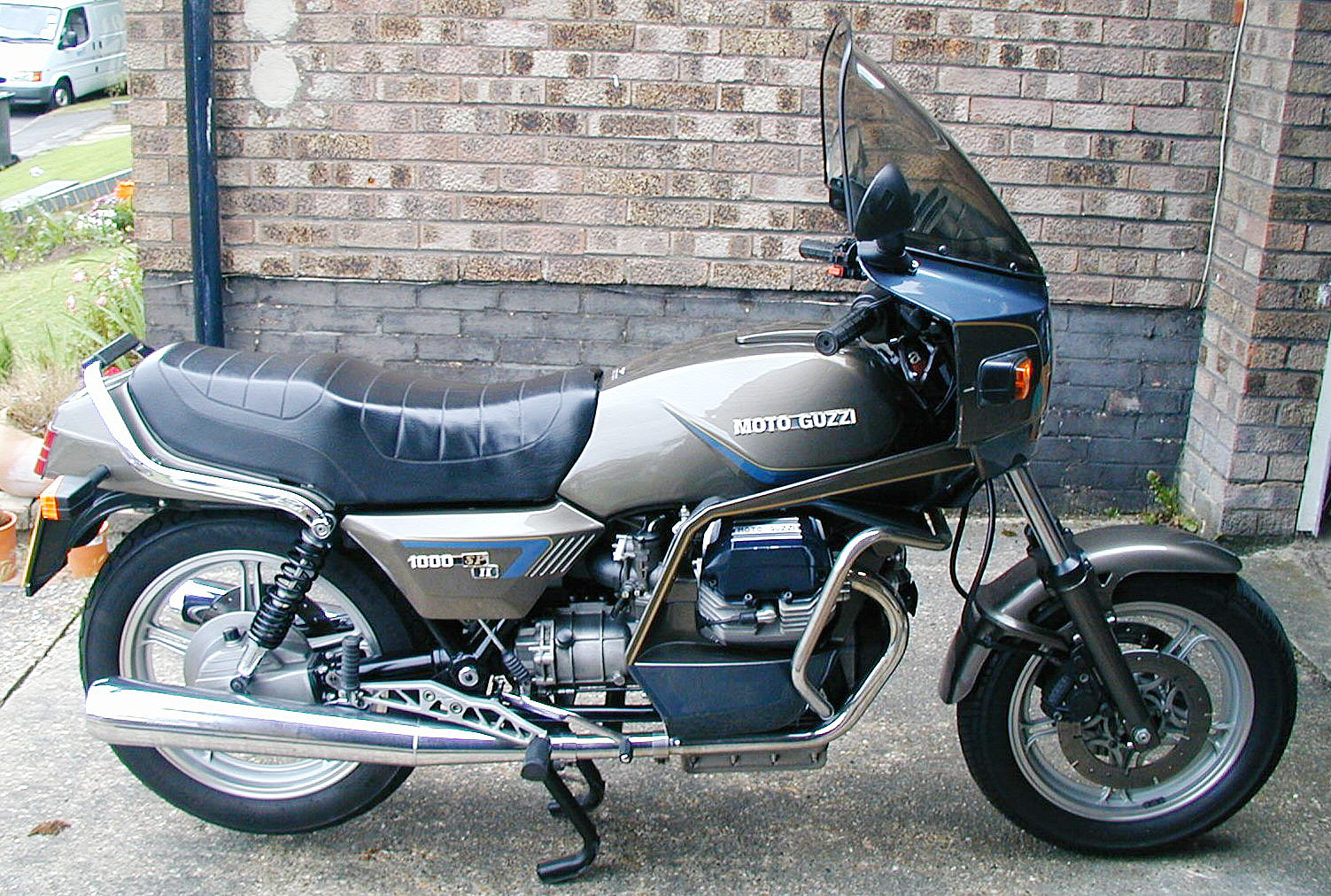 1000SP2_88_01.jpg