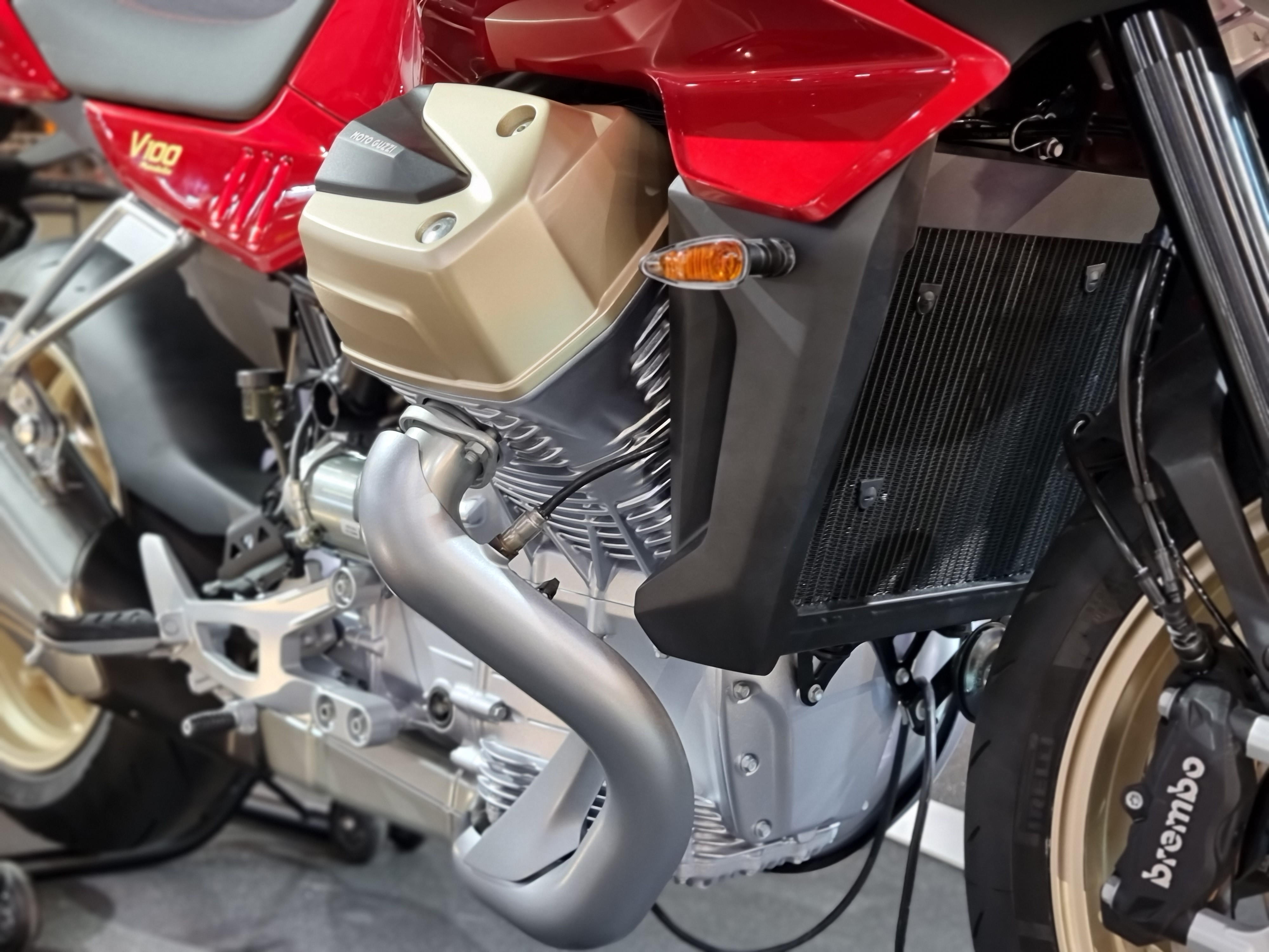 V100-EICMA2021_14.jpg