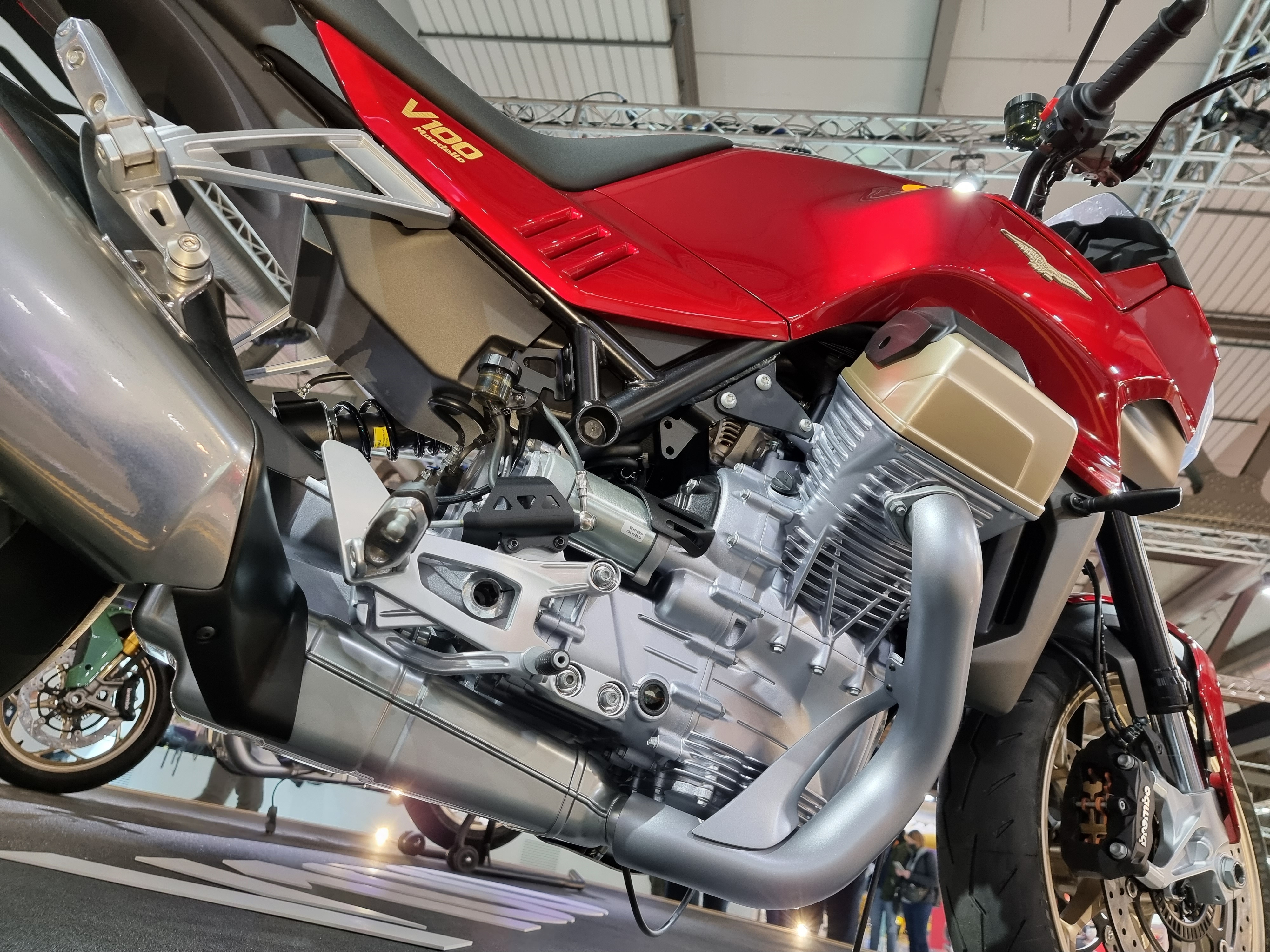 V100-EICMA2021_16.jpg