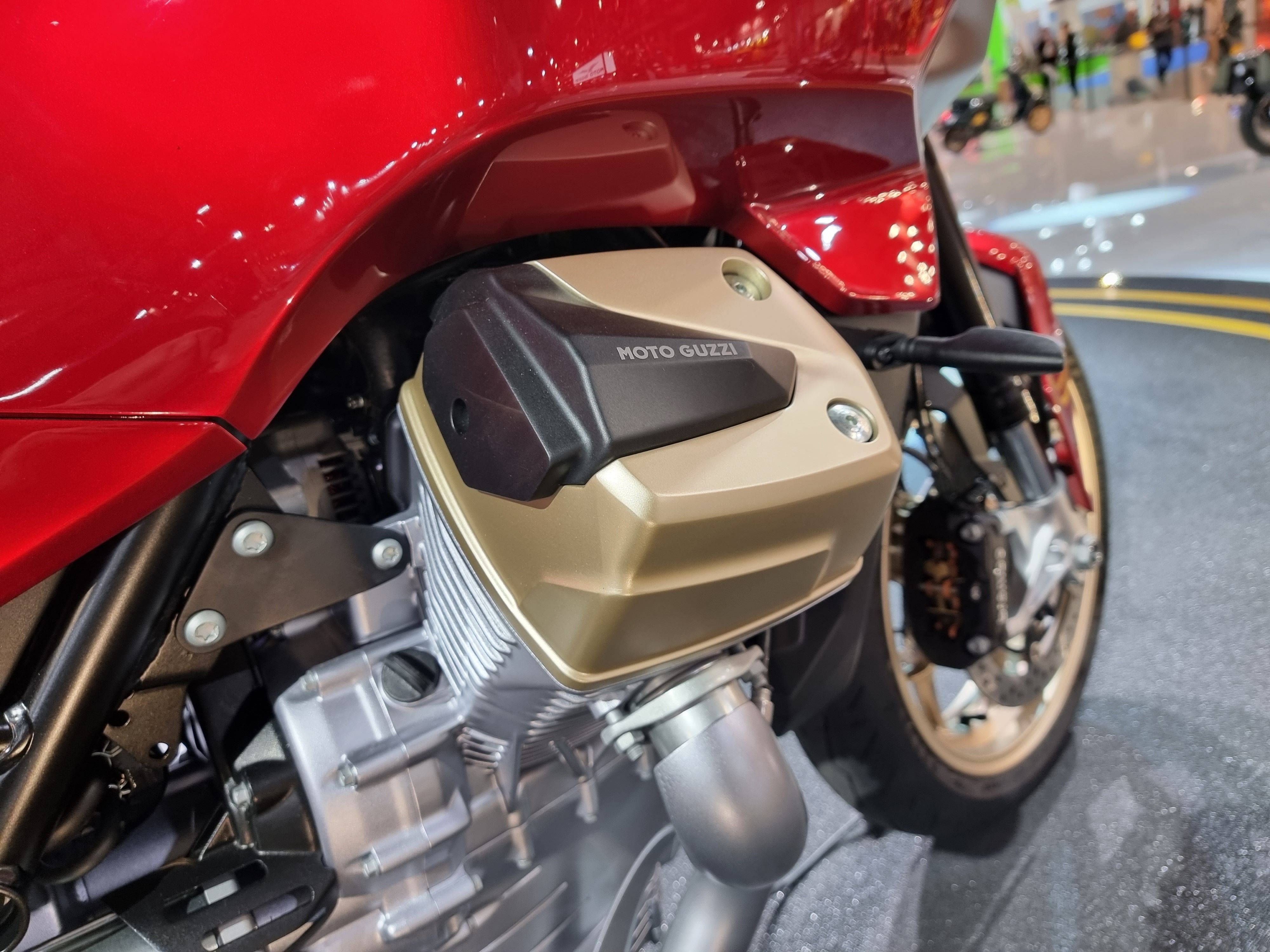 V100-EICMA2021_17.jpg