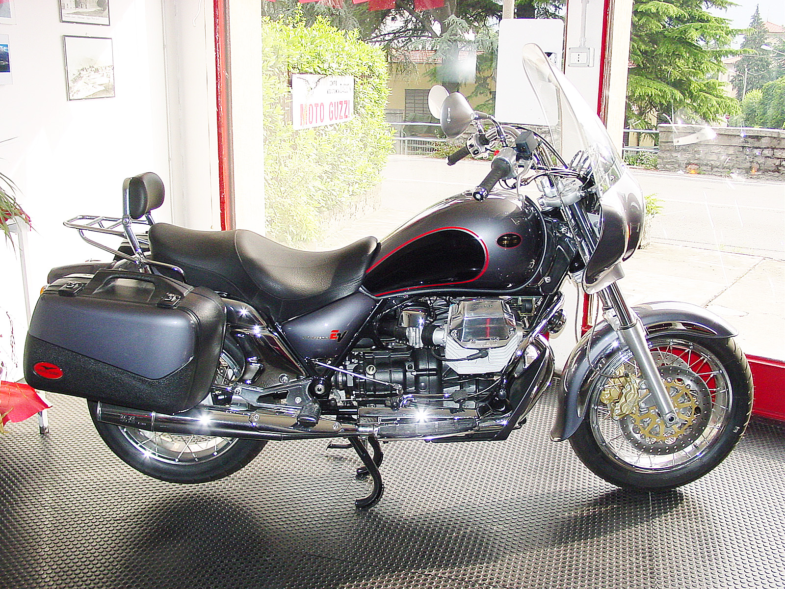 1100CalifEVTouring03_10.jpg