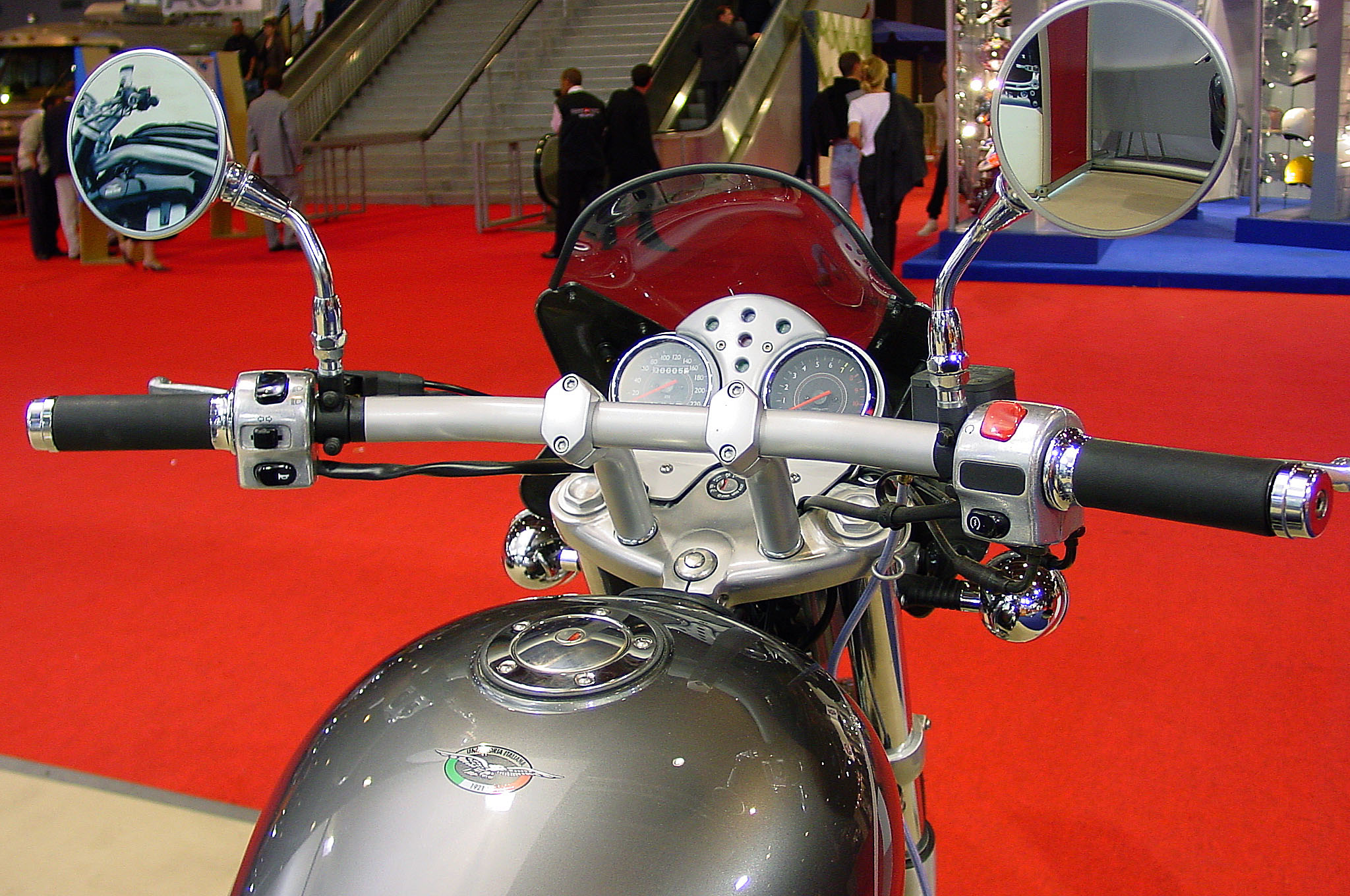 1100CalifTitanium03_07.jpg