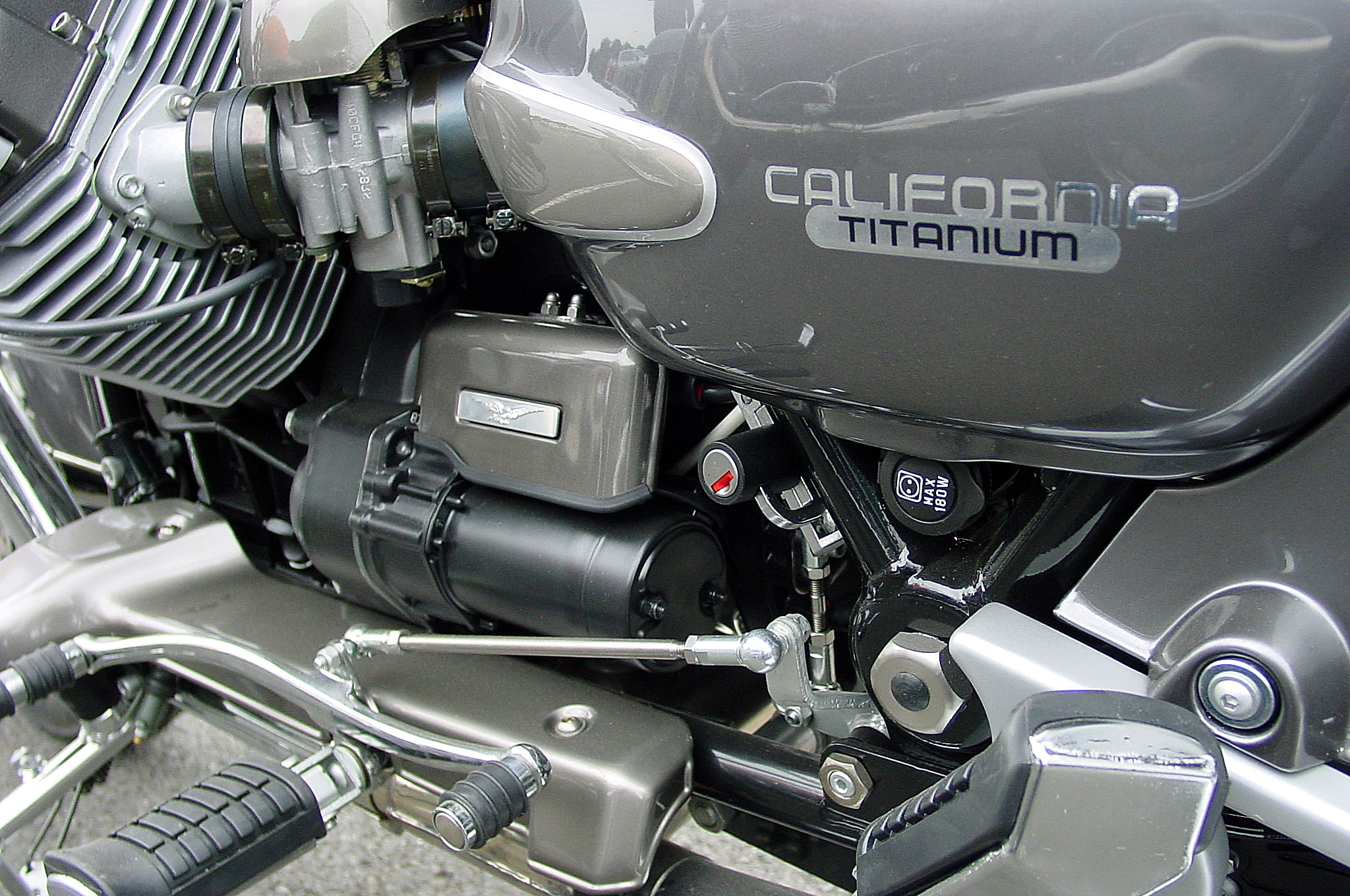 1100CalifTitanium03_11.jpg