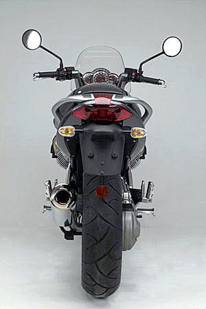 Breva1100_03_09.jpg