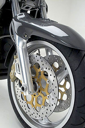 Breva1100_03_22.jpg