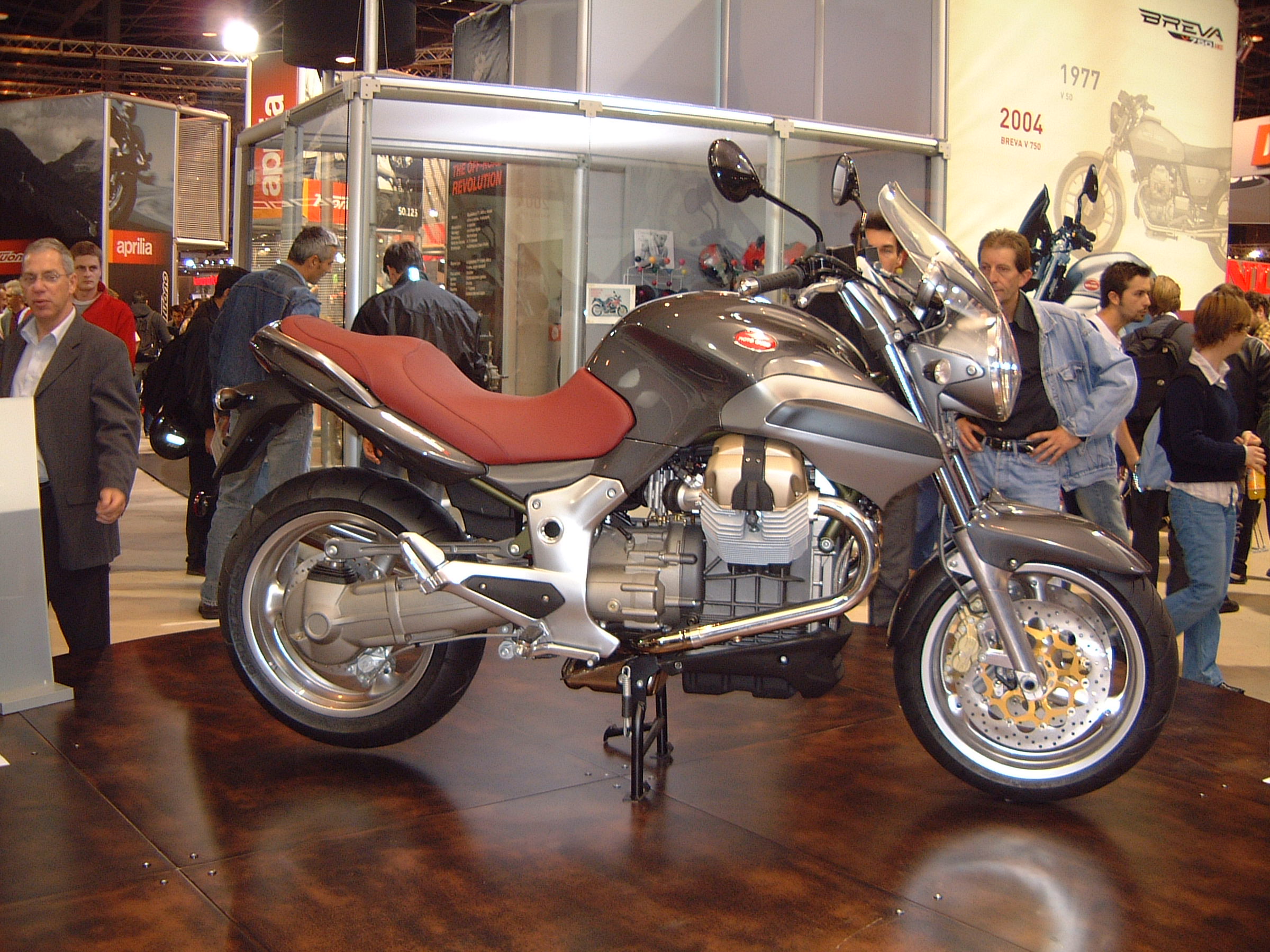 Breva1100_03_26.jpg