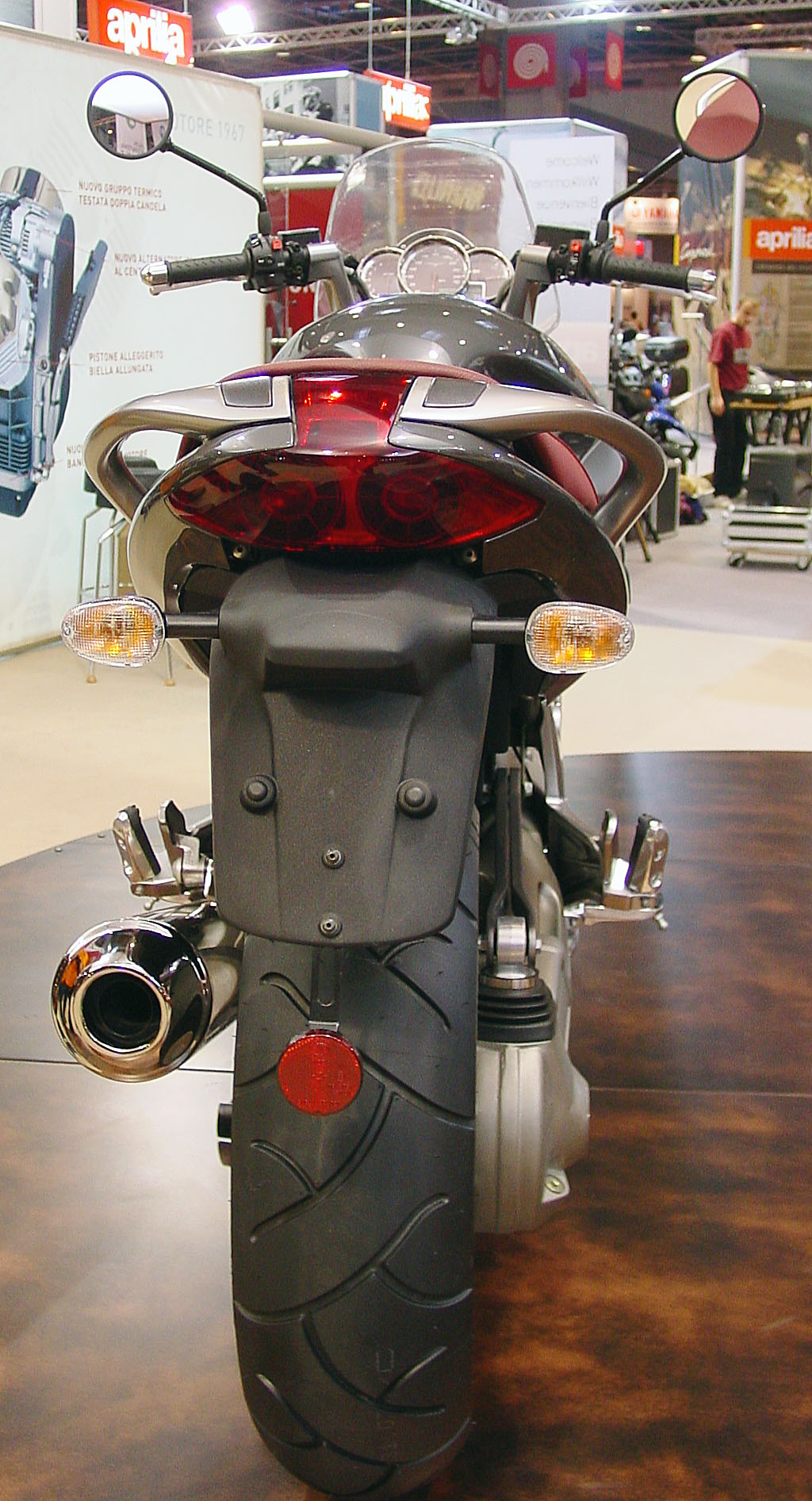 Breva1100_03_31.jpg