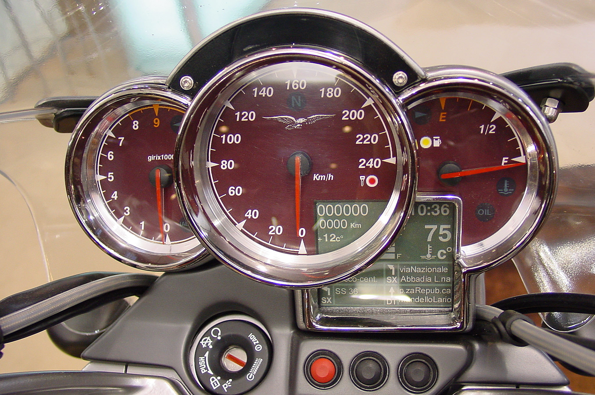 Breva1100_03_42.jpg