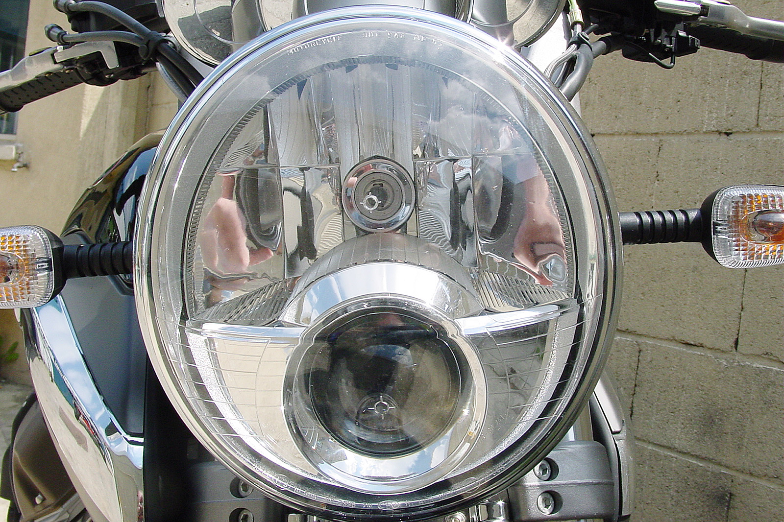 Breva1100_05_030.jpg