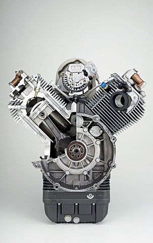 Breva1100Moteur_04.jpg