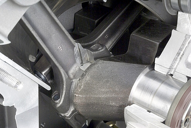 Breva1100Moteur_10.jpg