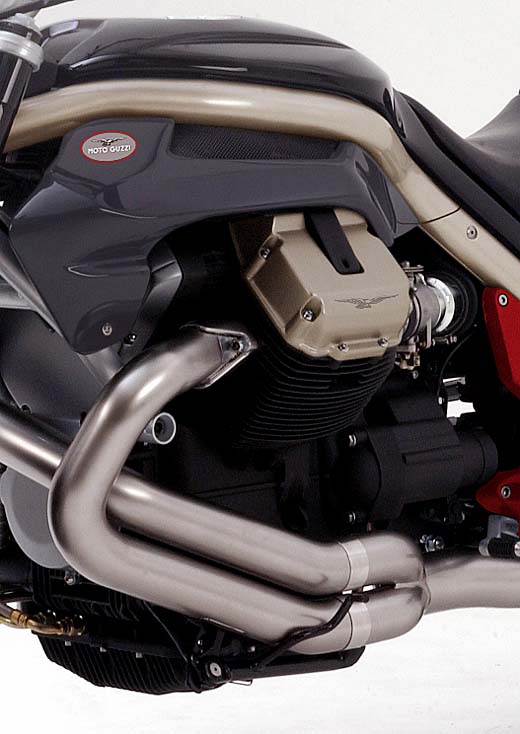 Tecnocustom2002_03.jpg