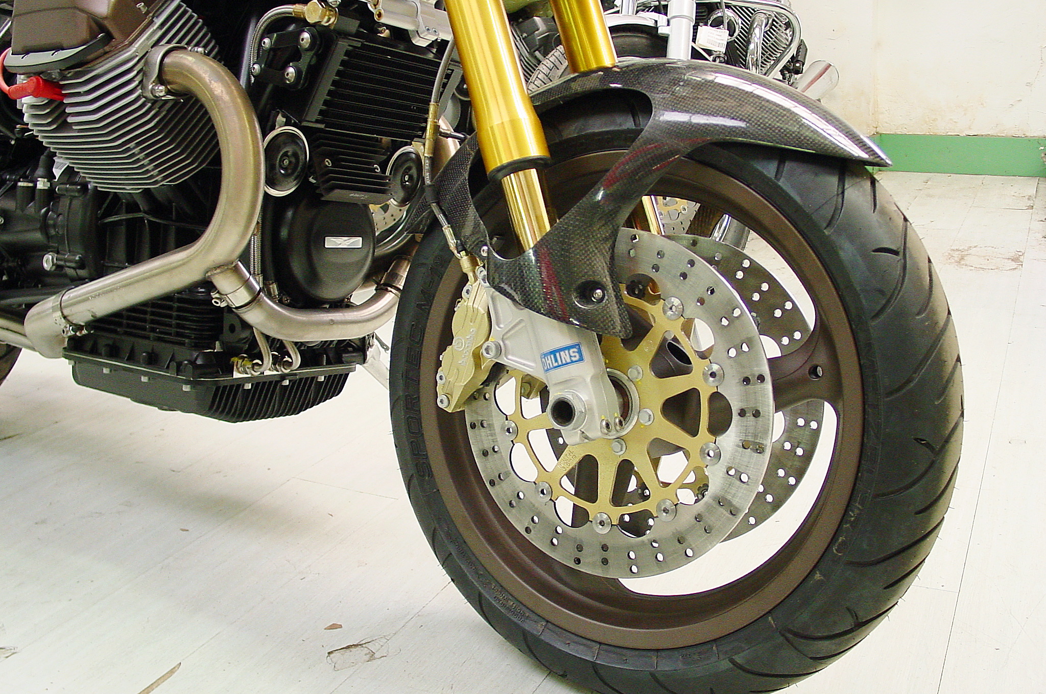 V11CafeSport03_02.jpg