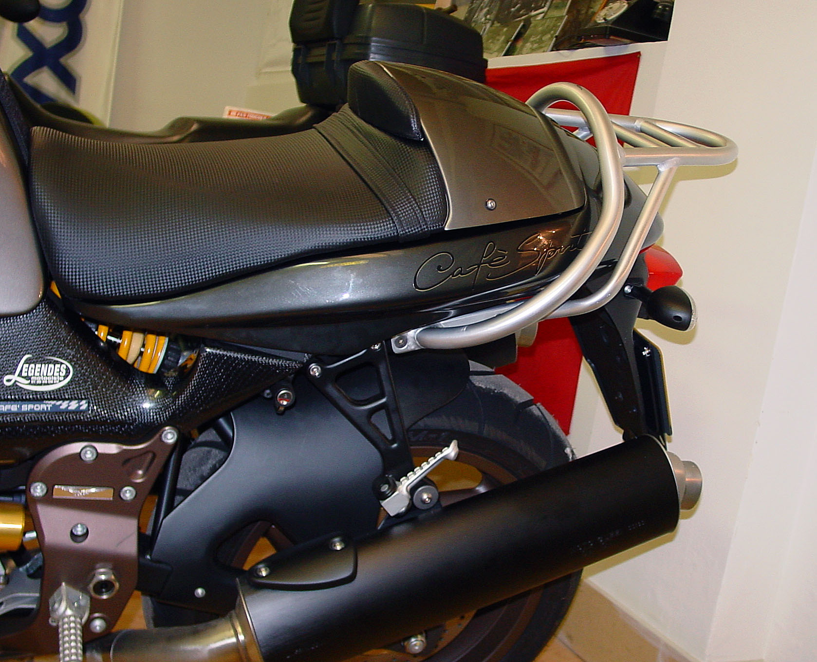 V11CafeSport03_12.jpg