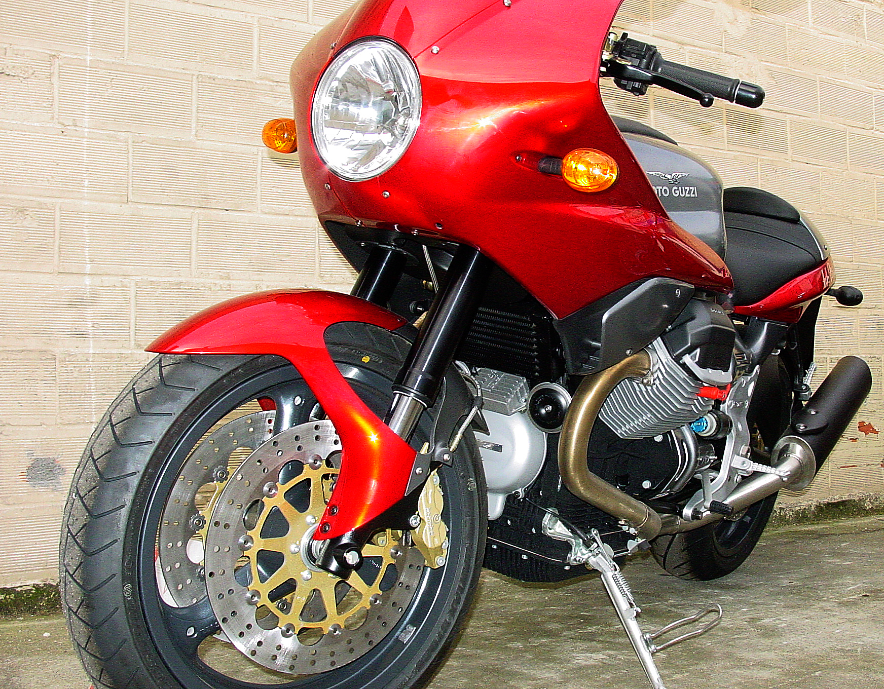 V11LM01_06.jpg