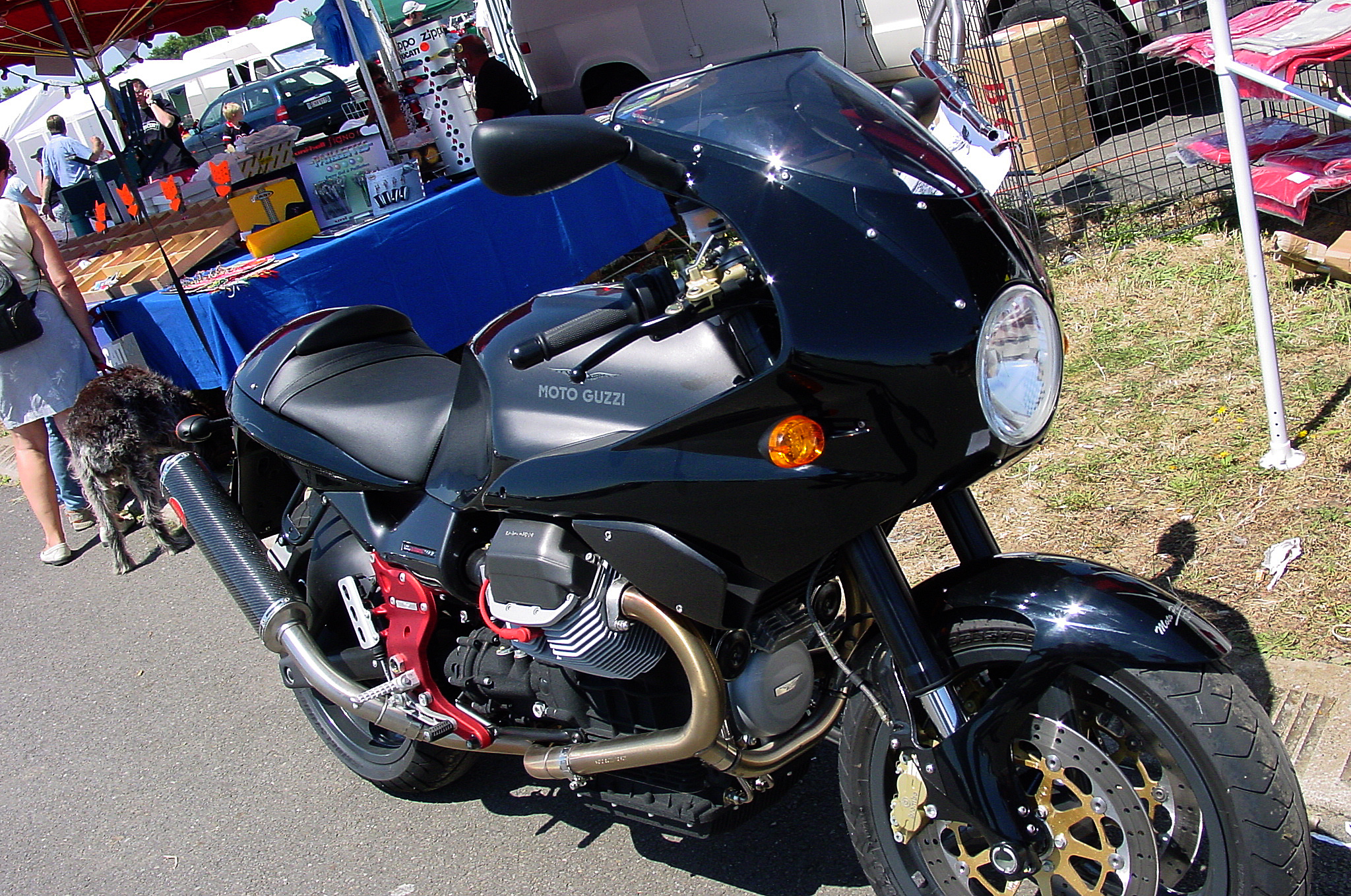 V11LM02_06.jpg