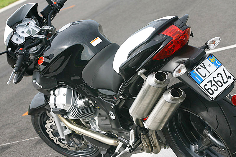 1200Sport_06_Kit_04.jpg