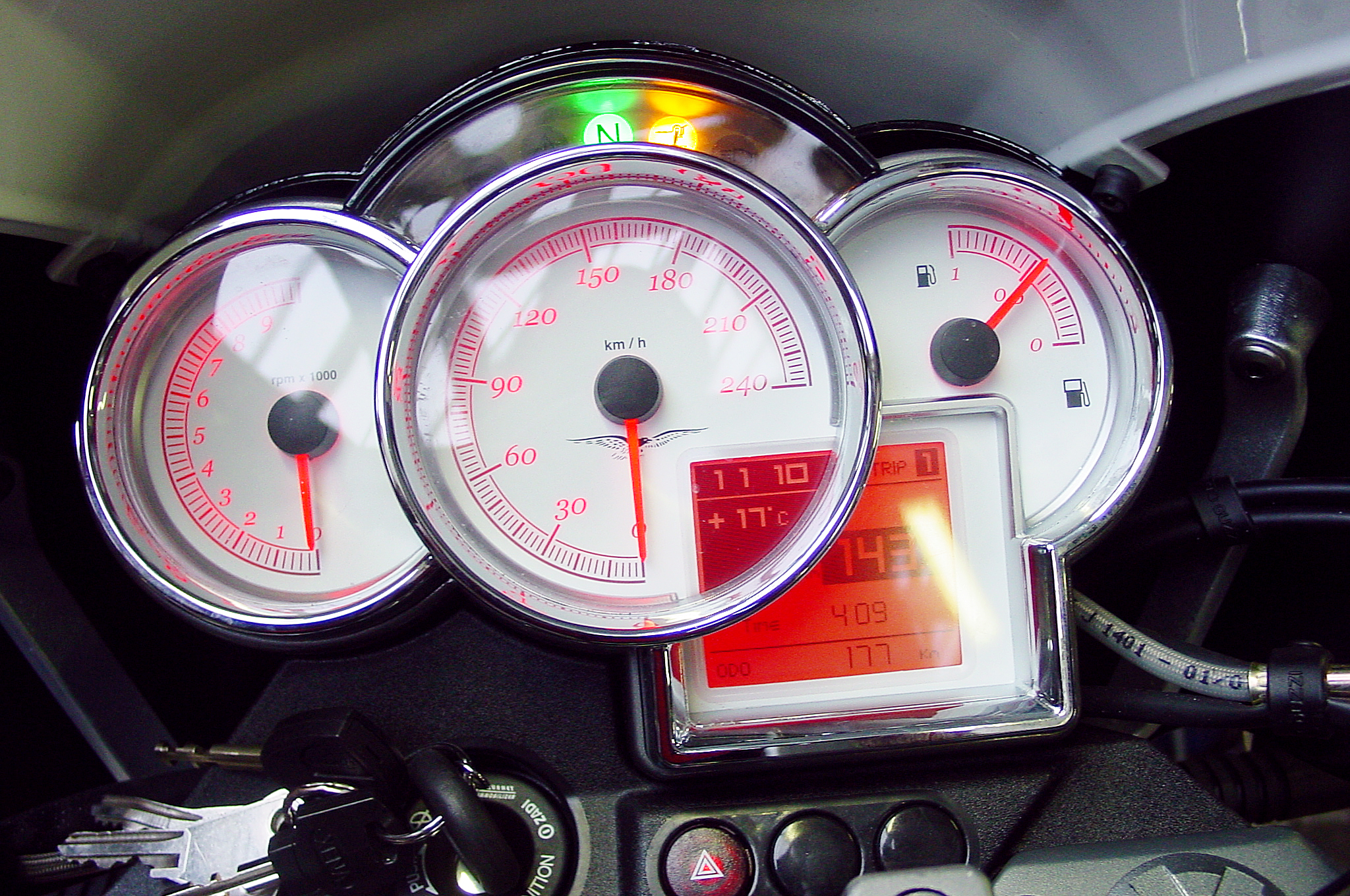 1200Sport_07_01.jpg