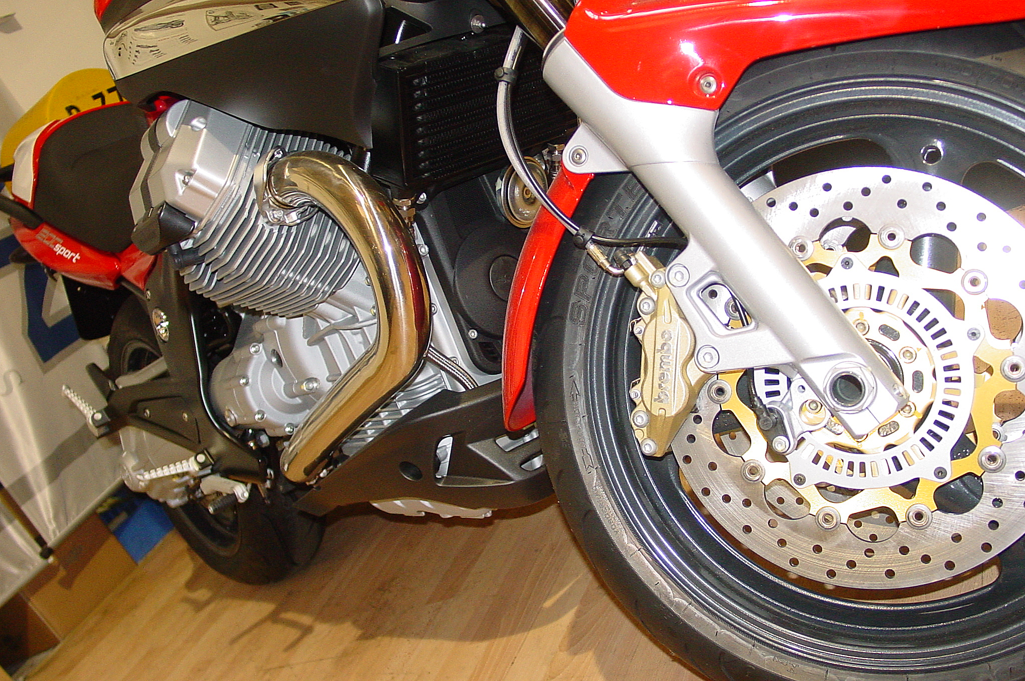 1200Sport_07_04.jpg