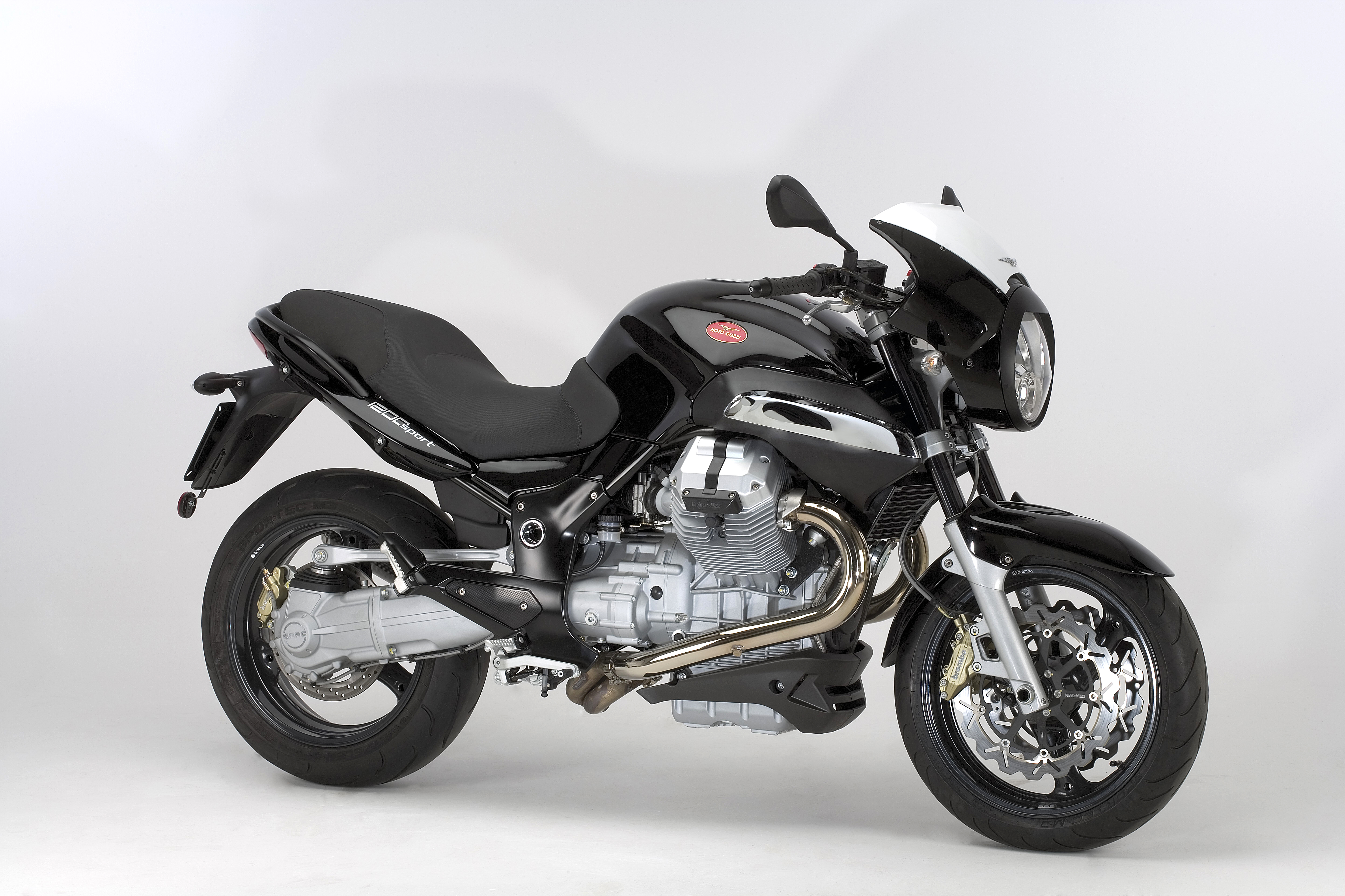 1200Sport_200711_01.jpg