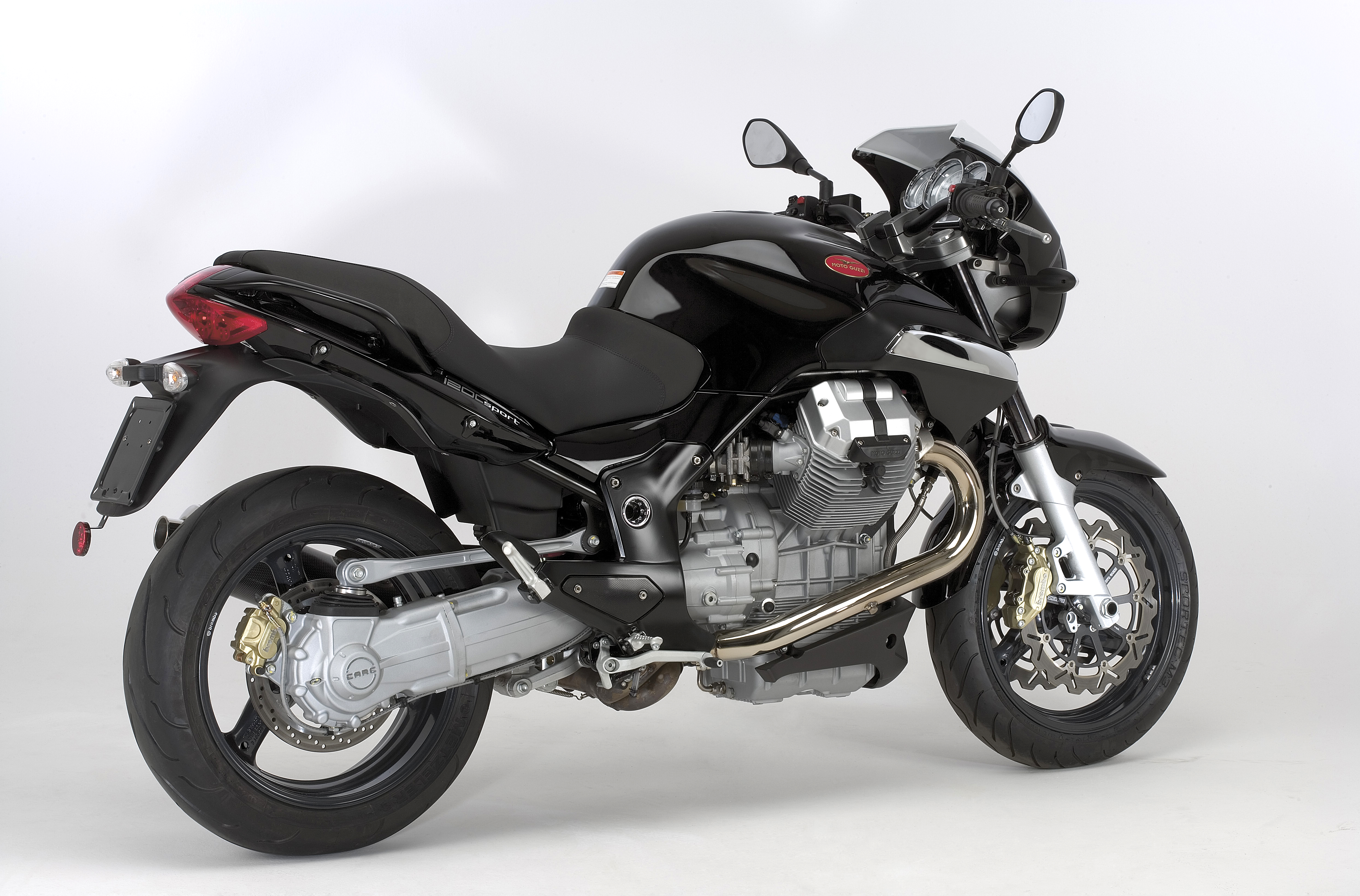 1200Sport_200711_03.jpg