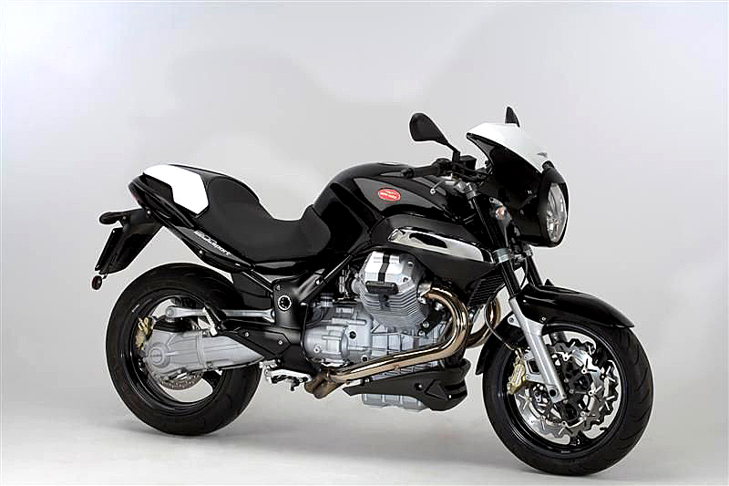 1200Sport4V_2008_09.jpg