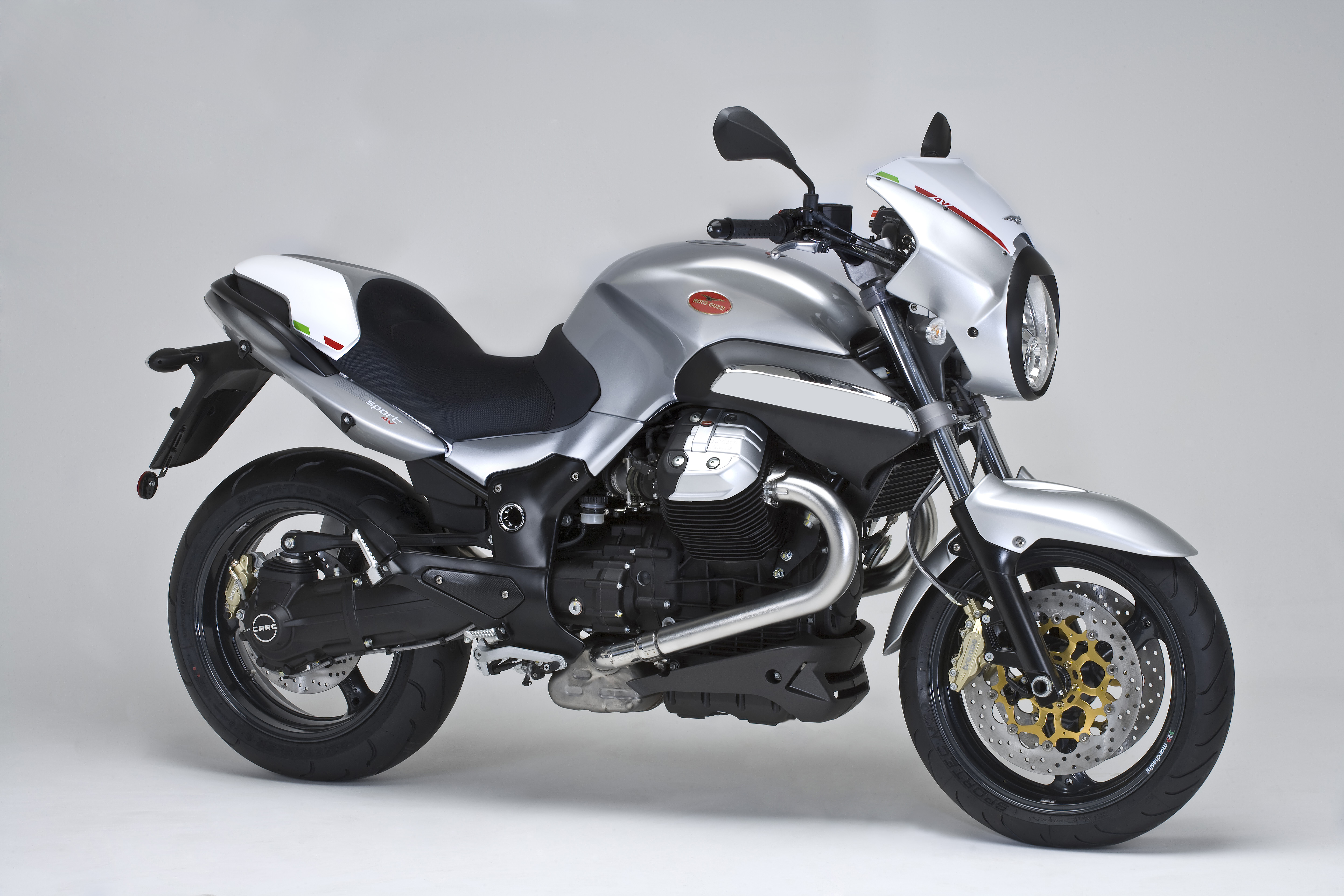 1200Sport4V_200811_01.jpg