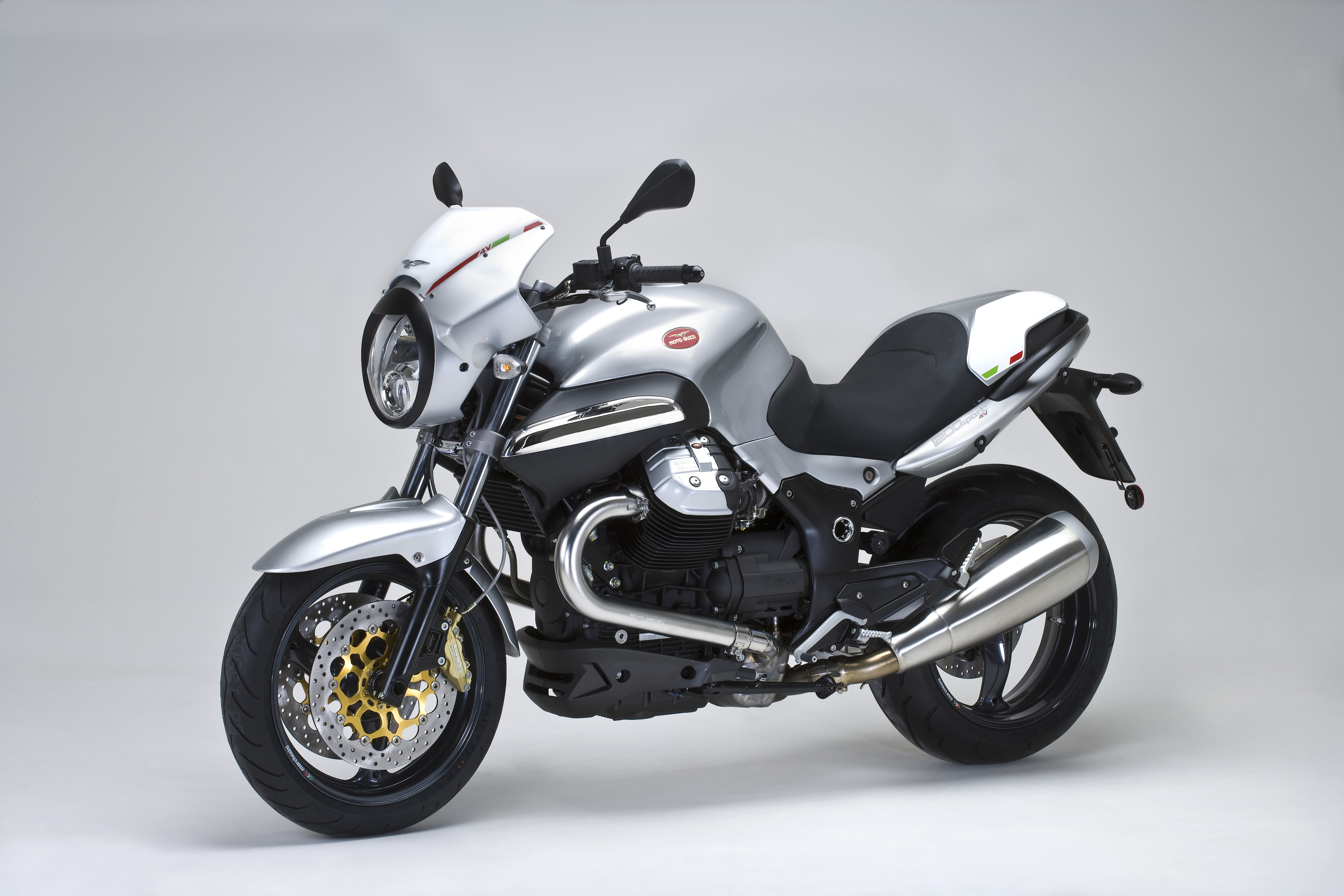 1200Sport4V_200811_02.jpg