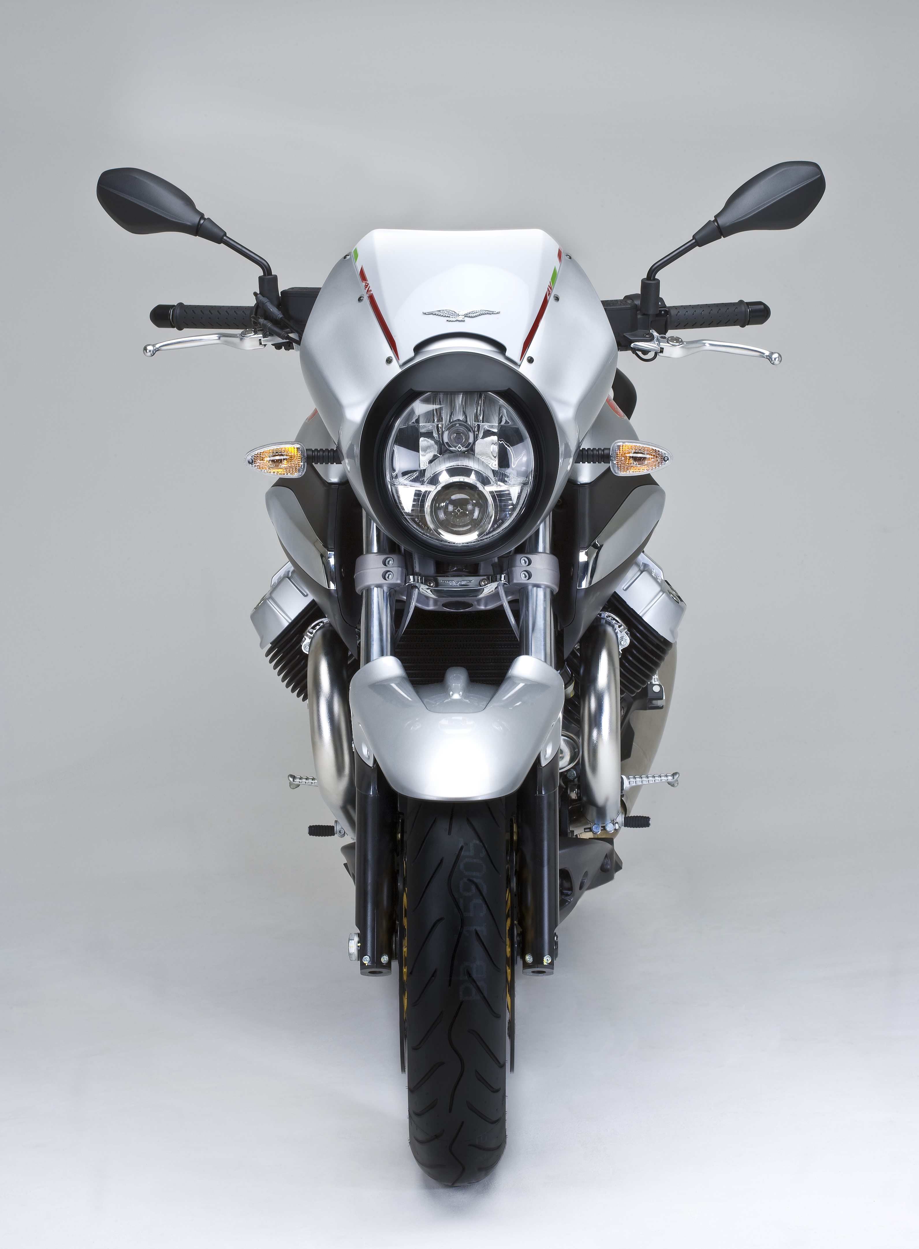 1200Sport4V_200811_05.jpg