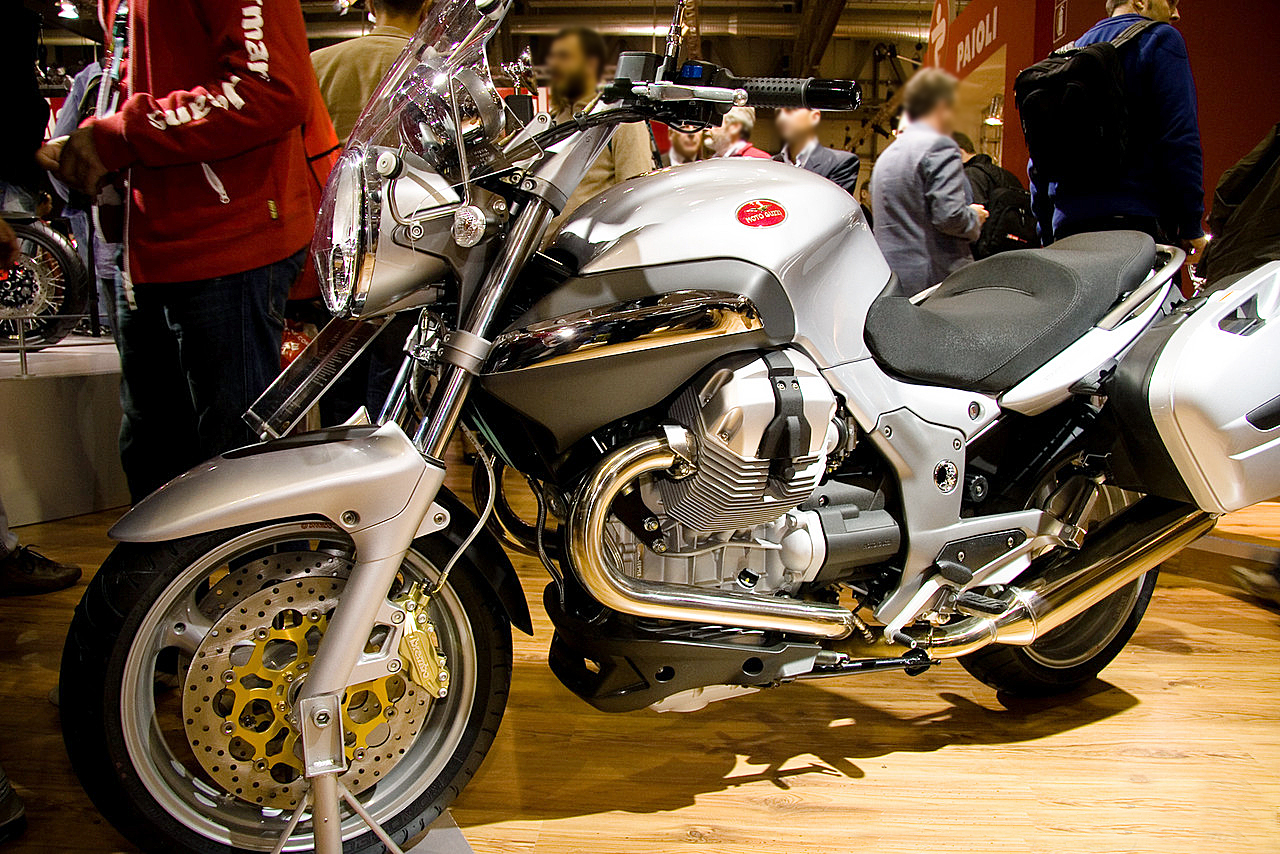 Breva1200_07_05.jpg
