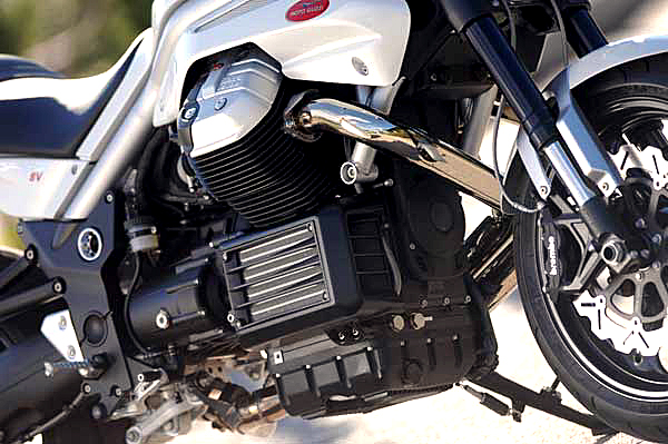 Griso1200_8V_fin07_02.jpg