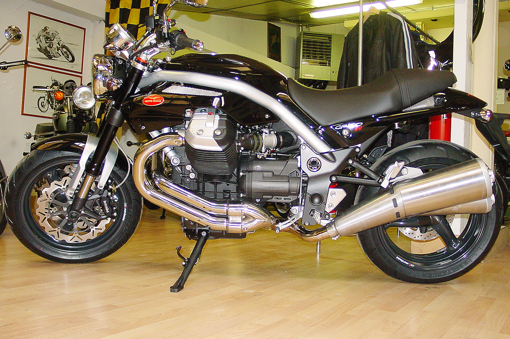 Griso1200_8V_08_15.jpg