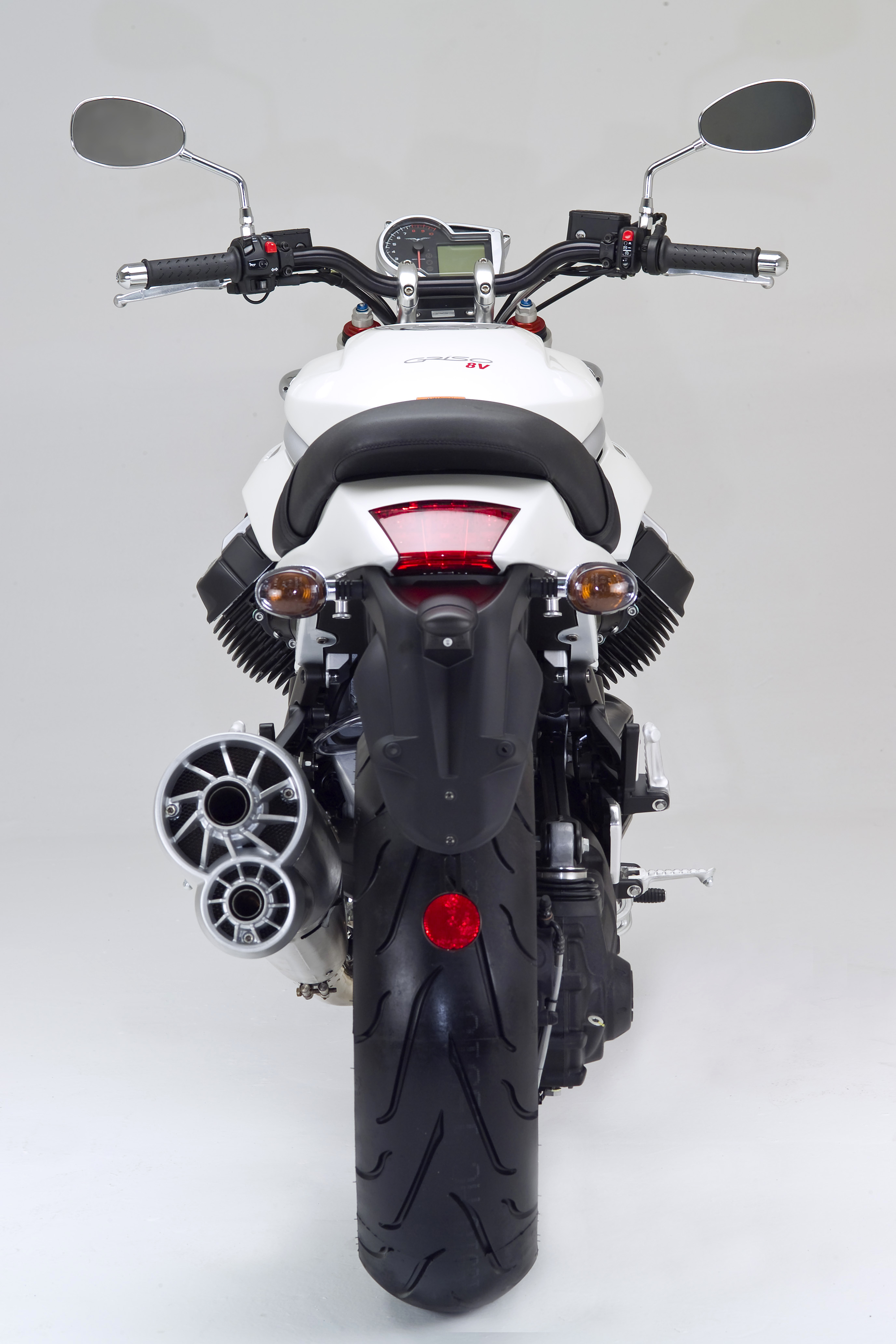 Griso1200_8V_200811_08.jpg