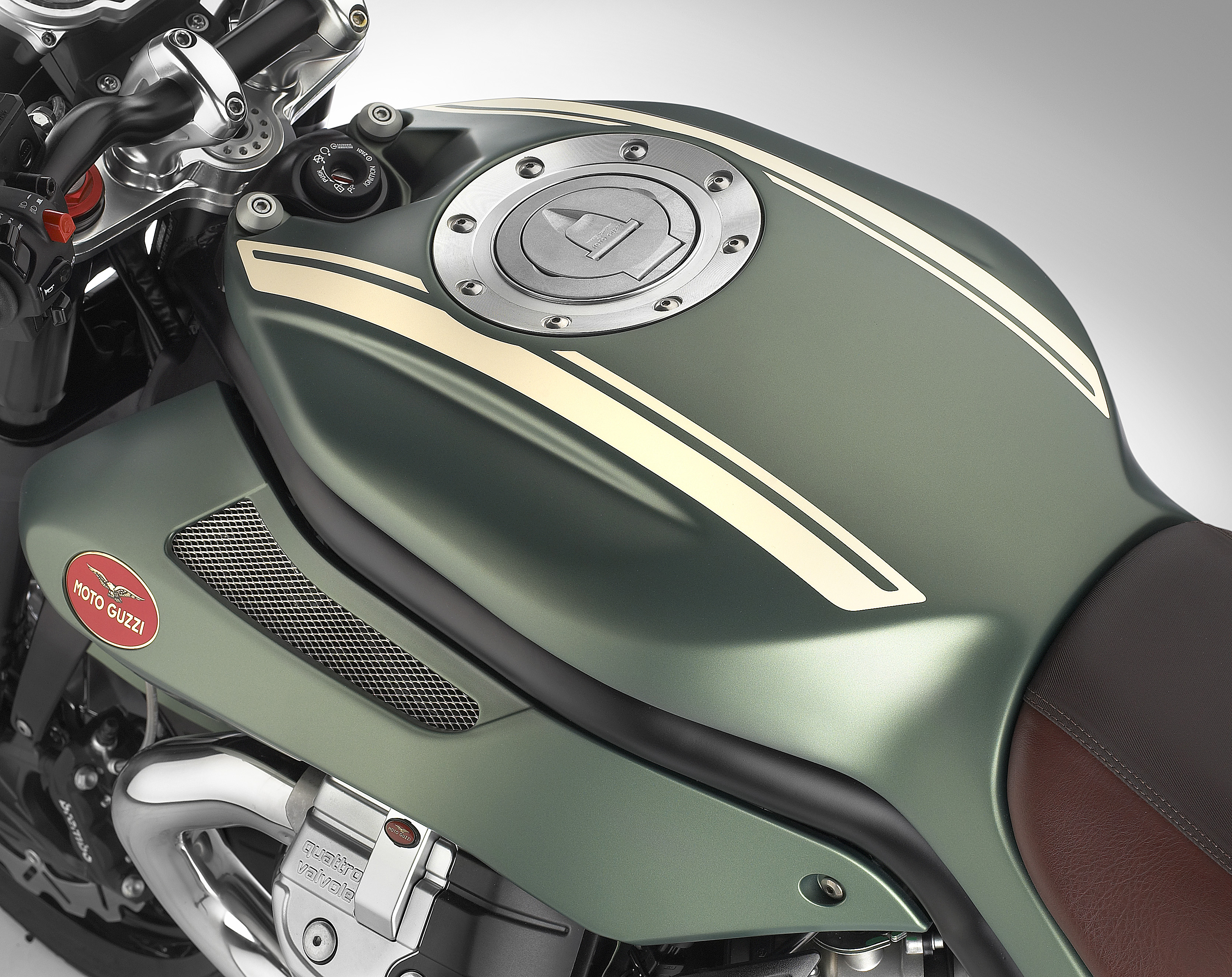 Griso1200_8V_SE_2009_05.jpg