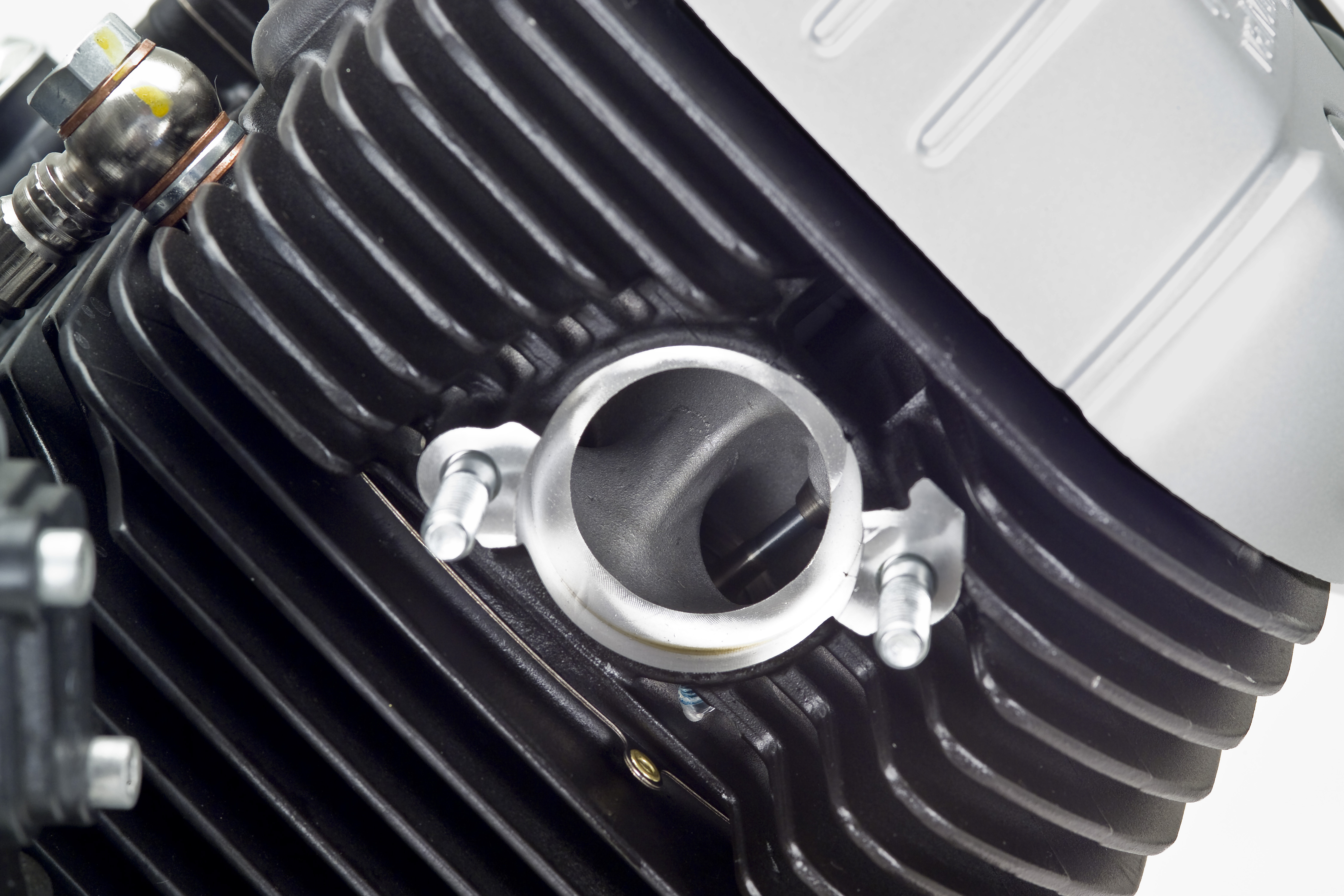 Moteur1200_8V_200711_03.jpg