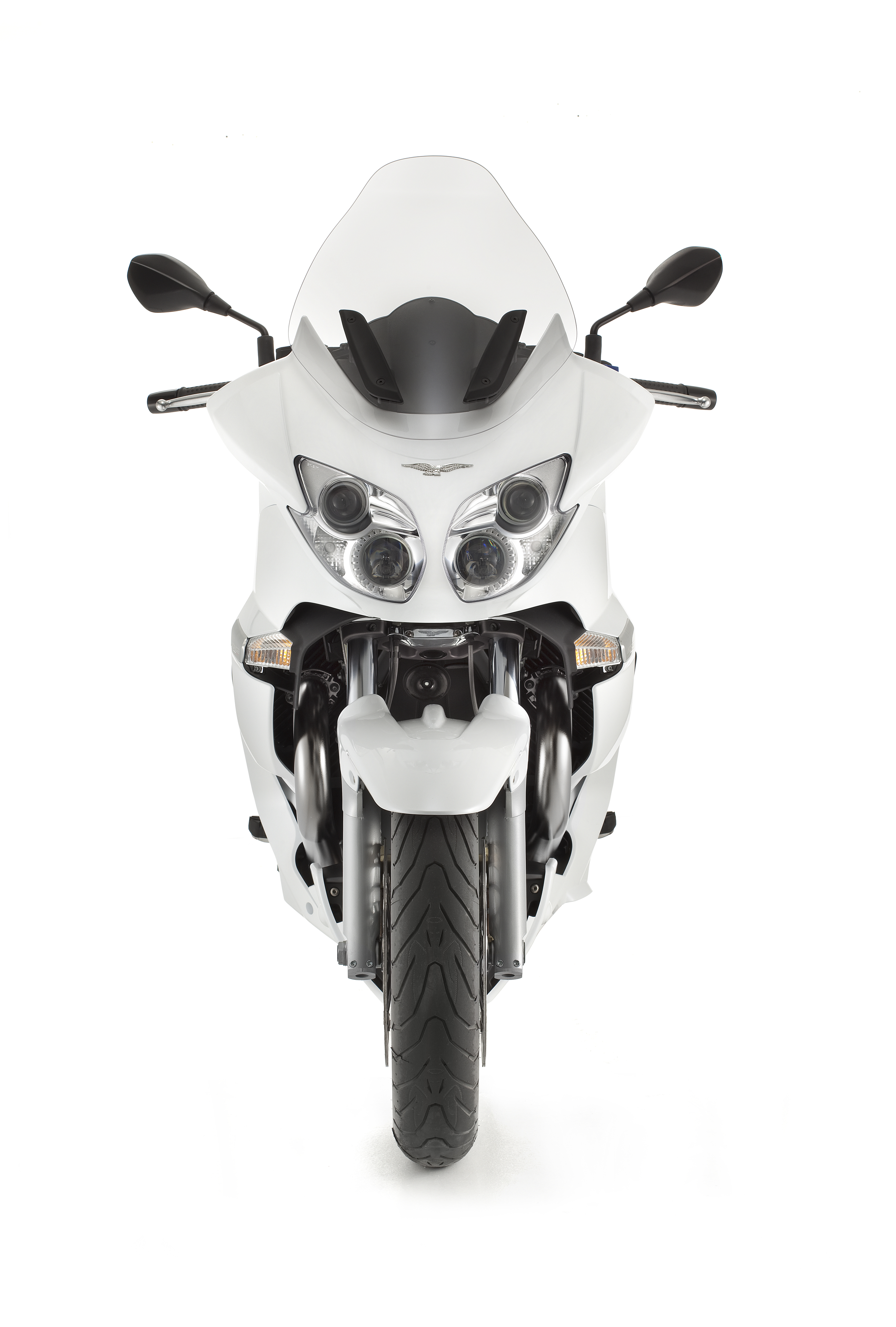 NorgeGT8V_EICMA20121113_01.jpg