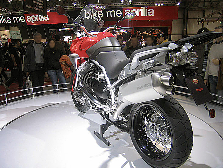 Stelvio1200_8V_2007_06.jpg