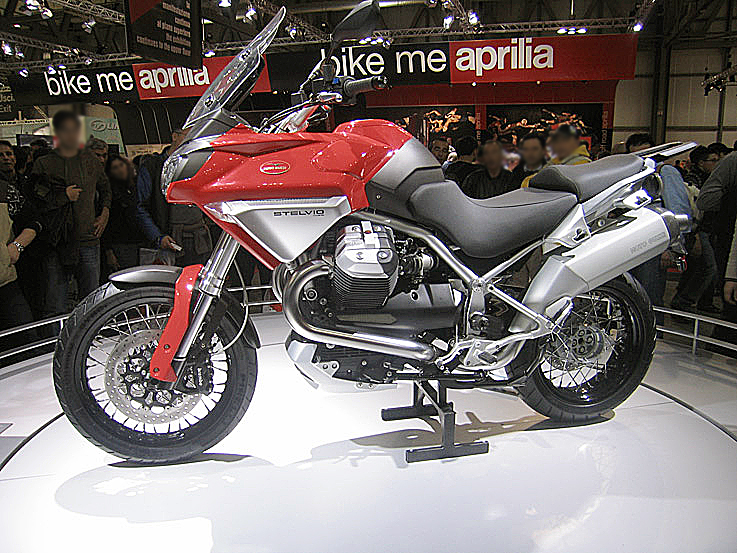 Stelvio1200_8V_2007_07.jpg