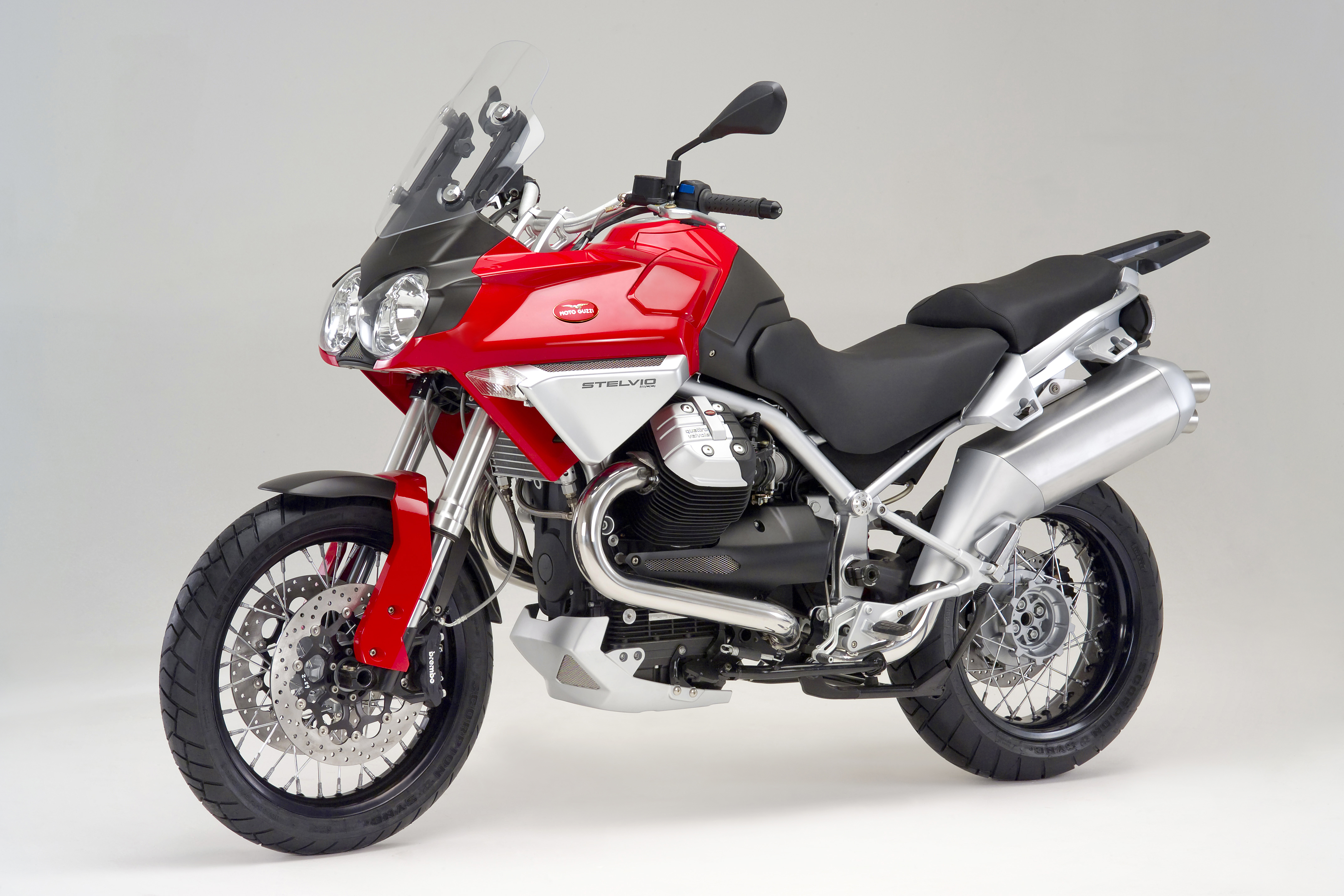 Stelvio1200_4V_200711_02.jpg