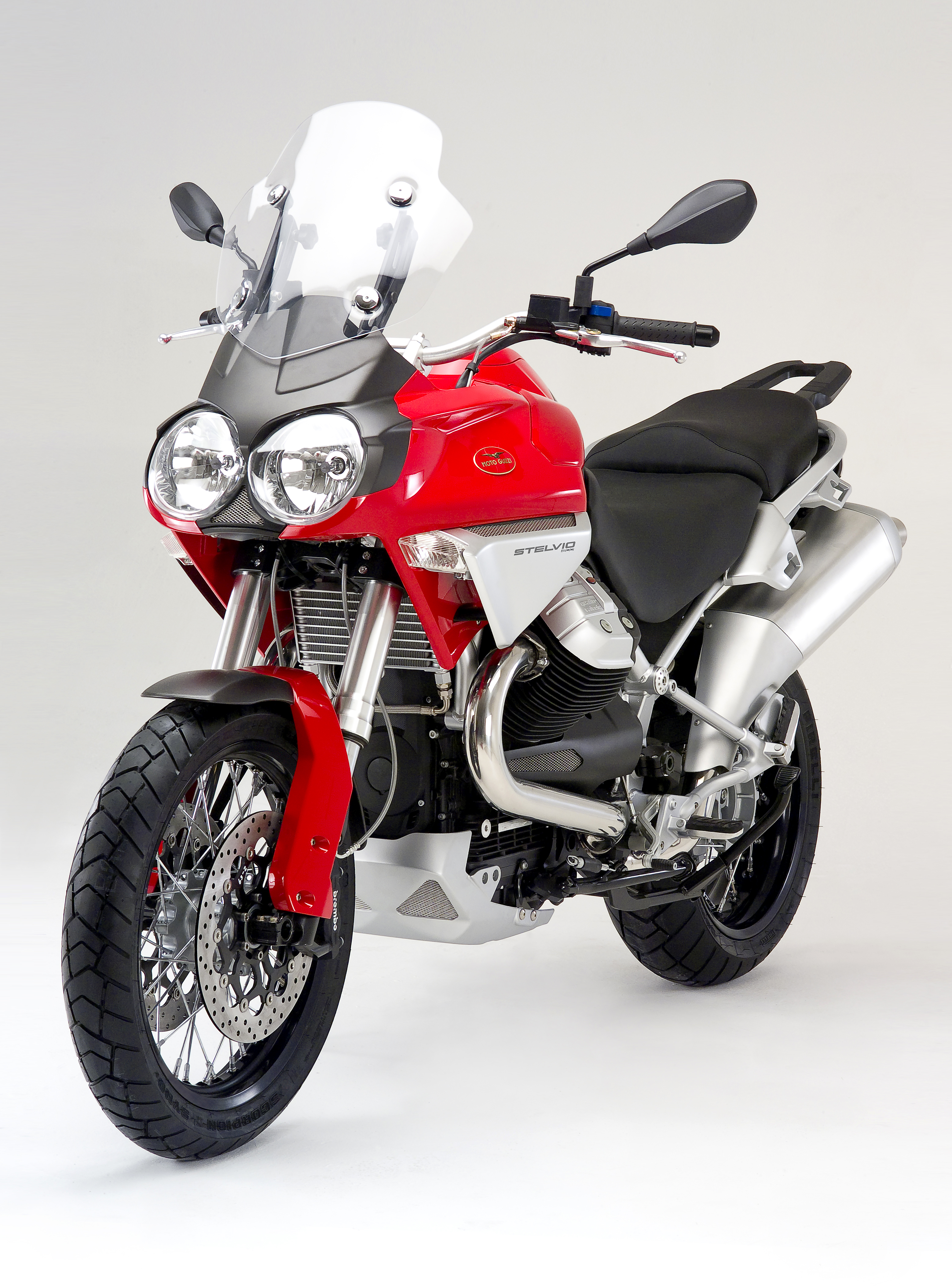 Stelvio1200_4V_200711_08.jpg