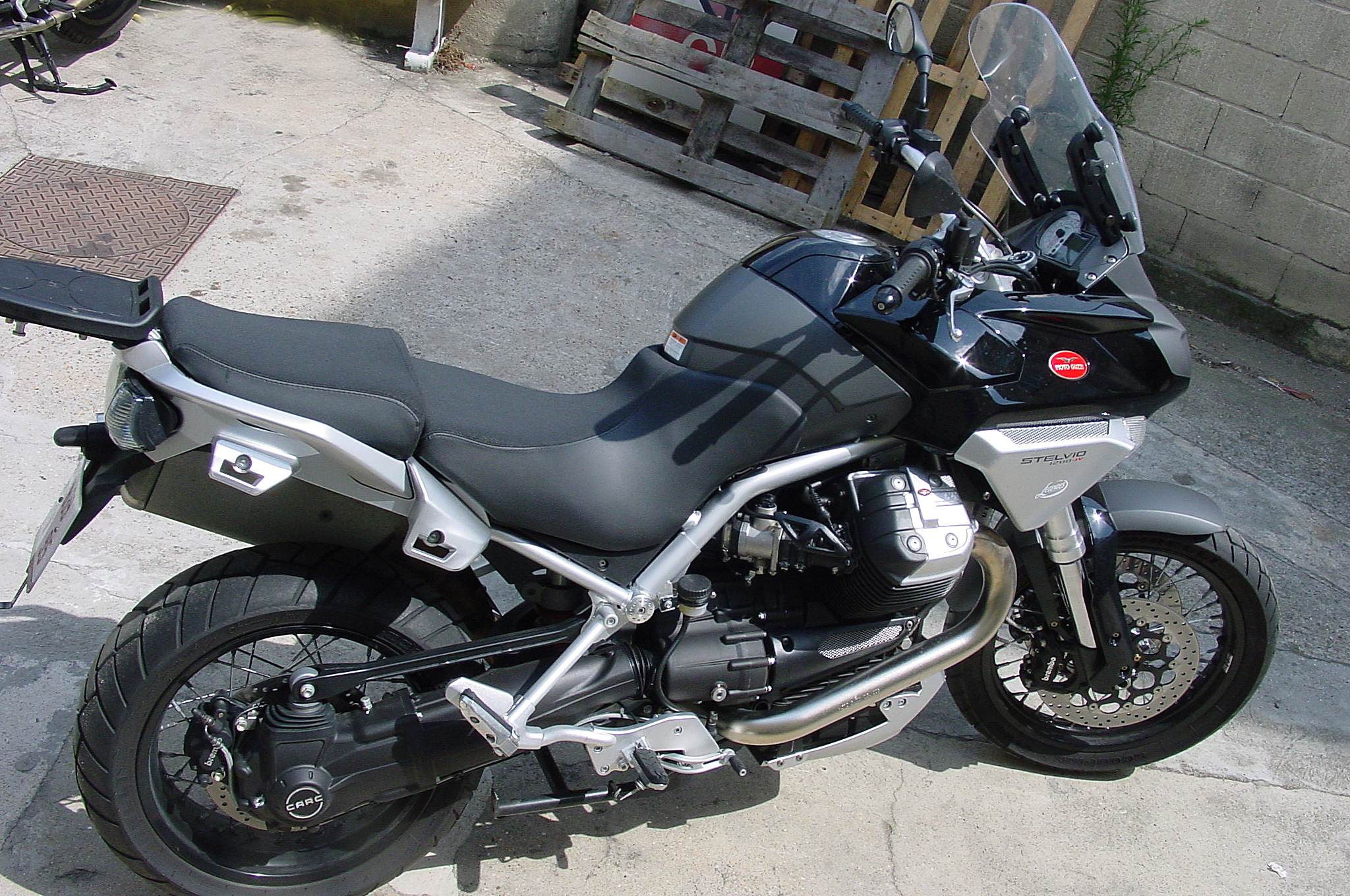 Stelvio1200_4V_2008_03.jpg