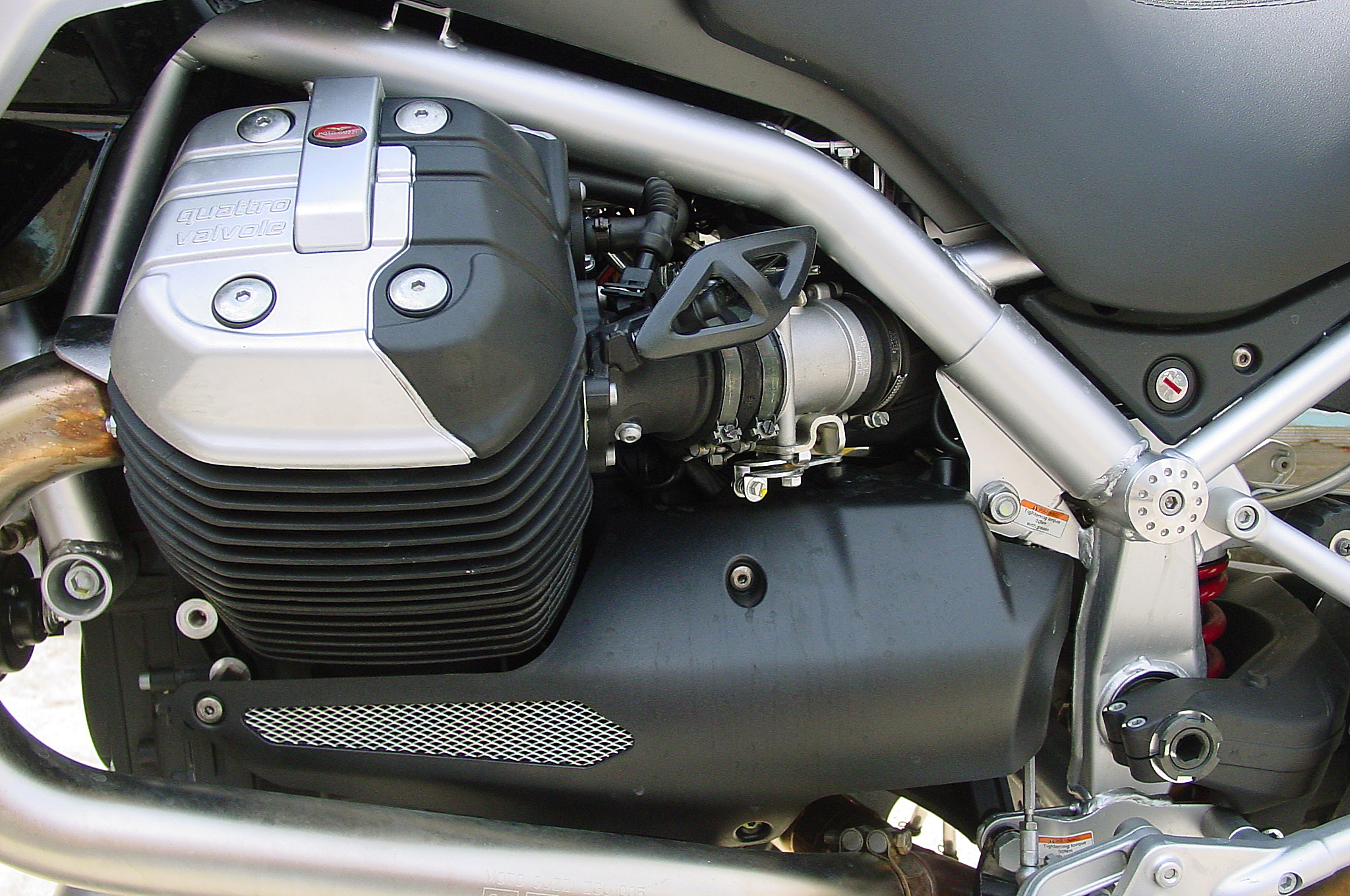 Stelvio1200_4V_2008_10.jpg