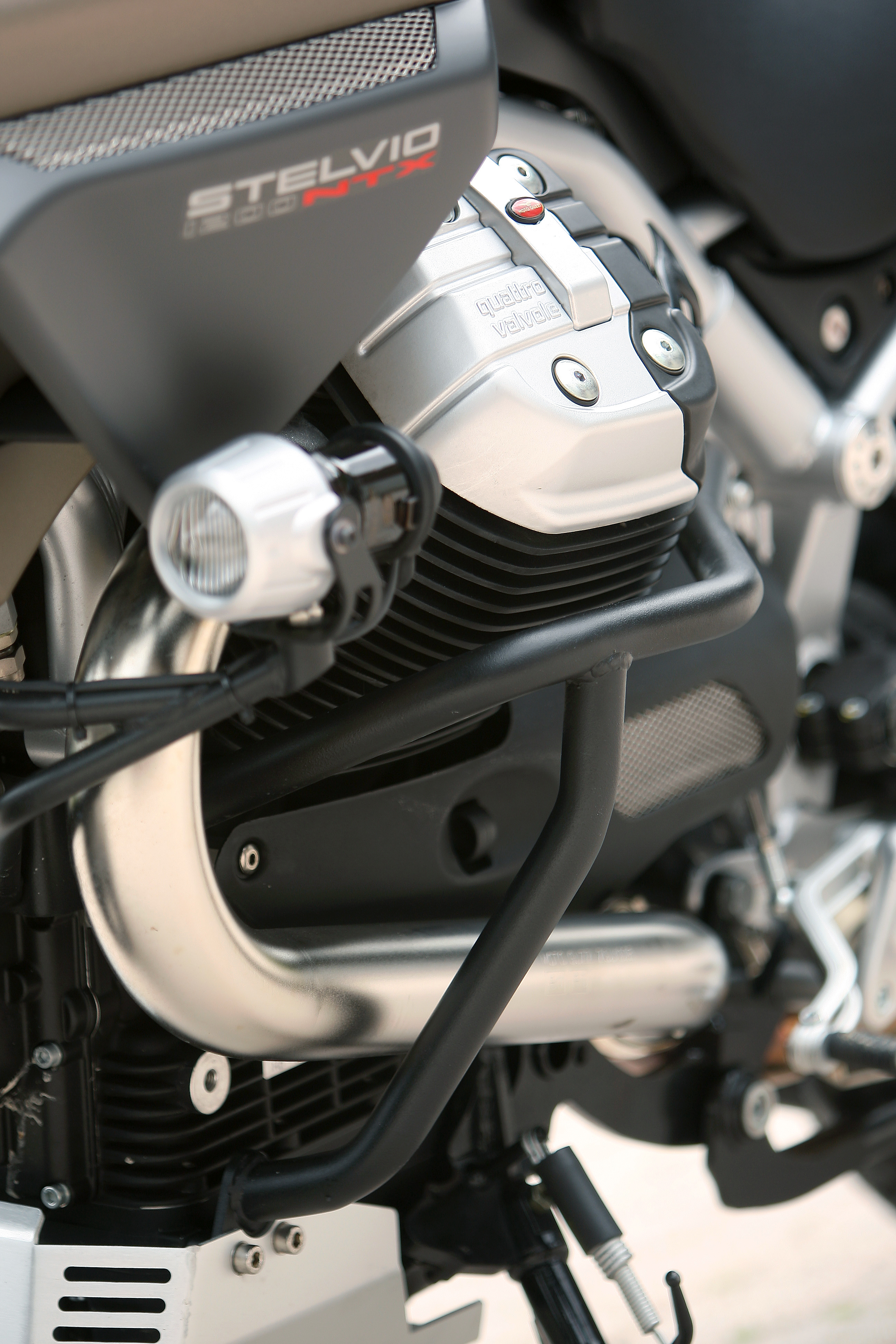 Stelvio1200NTX_200905_12.jpg