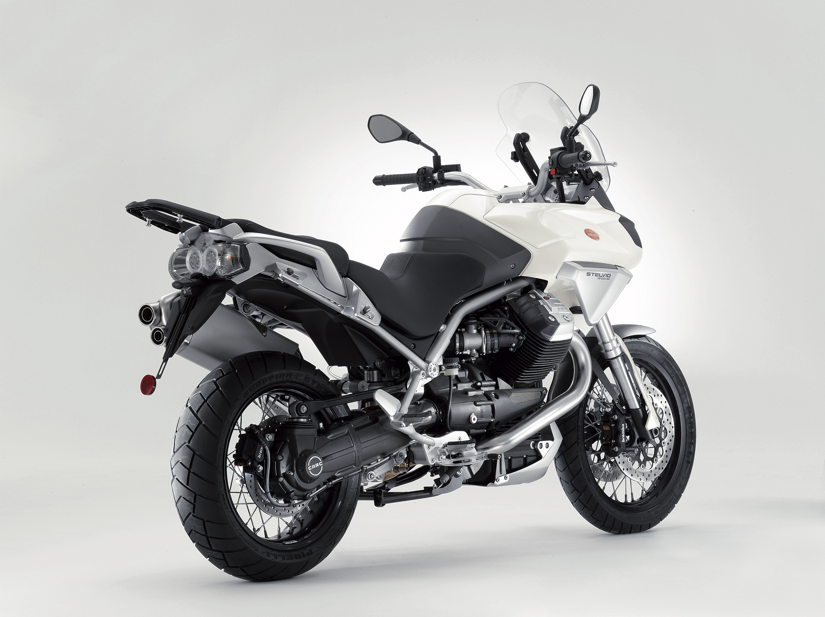 Stelvio1200_200811_01.jpg