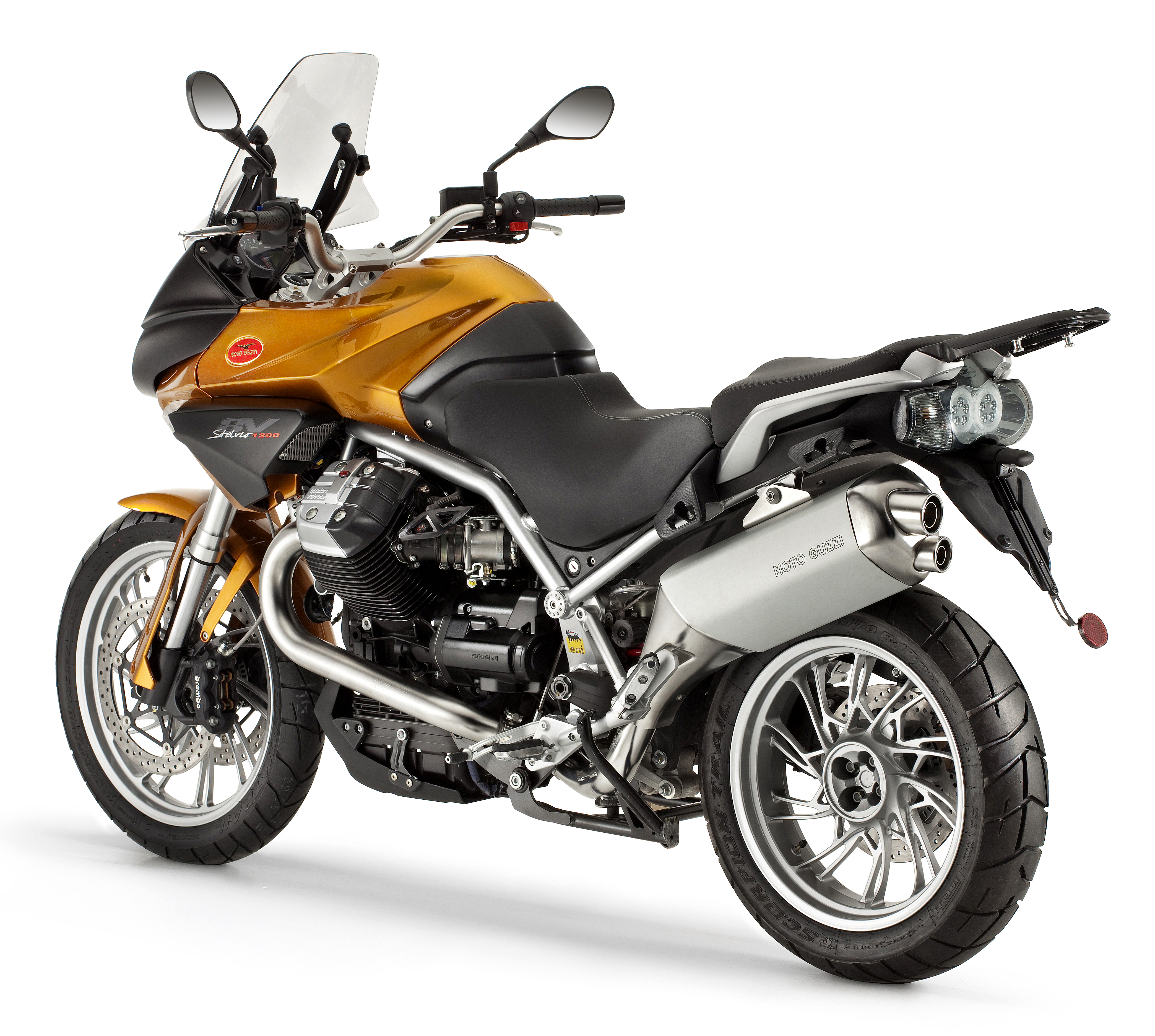 Stelvio1200_201104_06.jpg