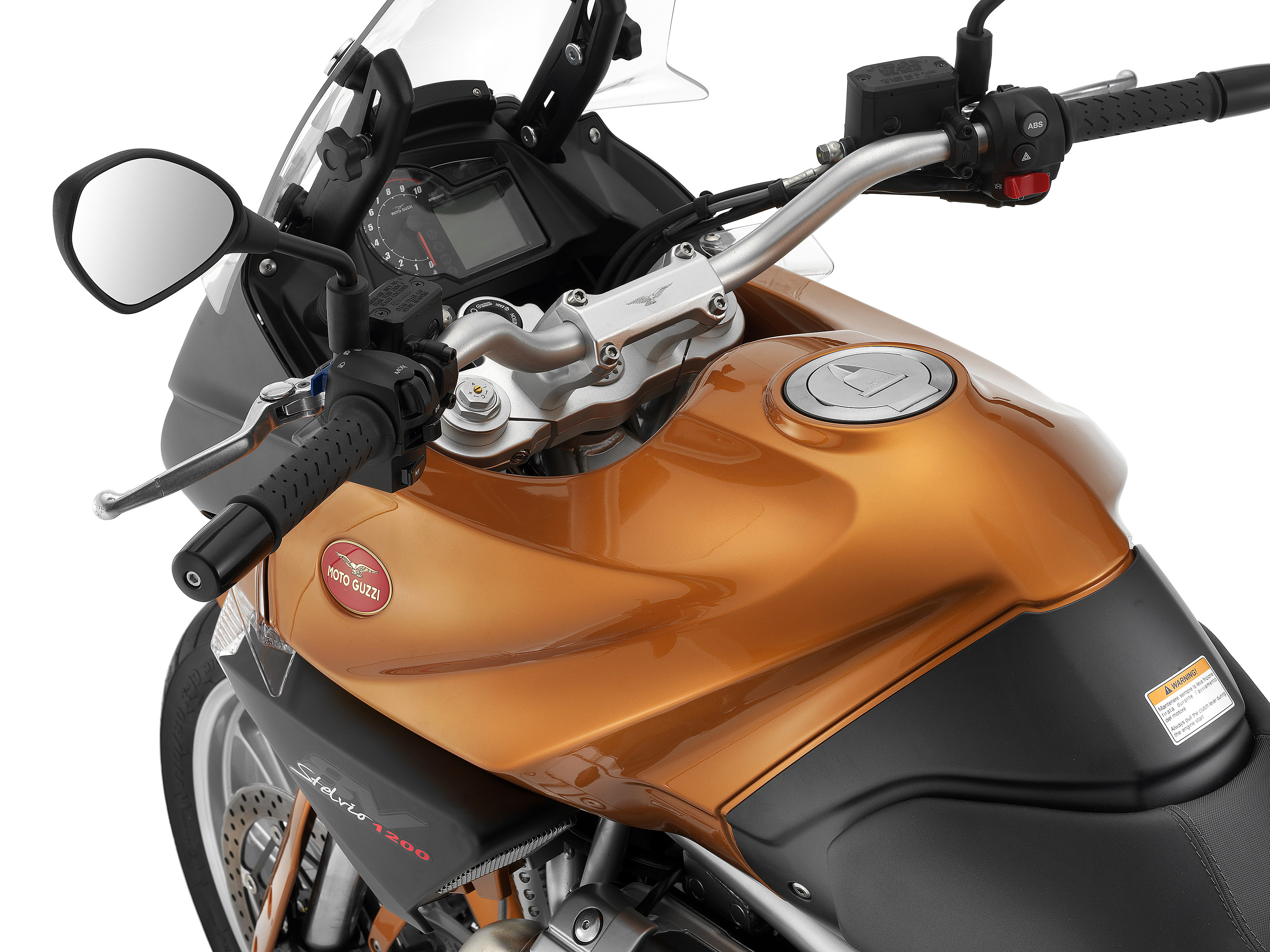 Stelvio1200_8V_20120308_08.jpg